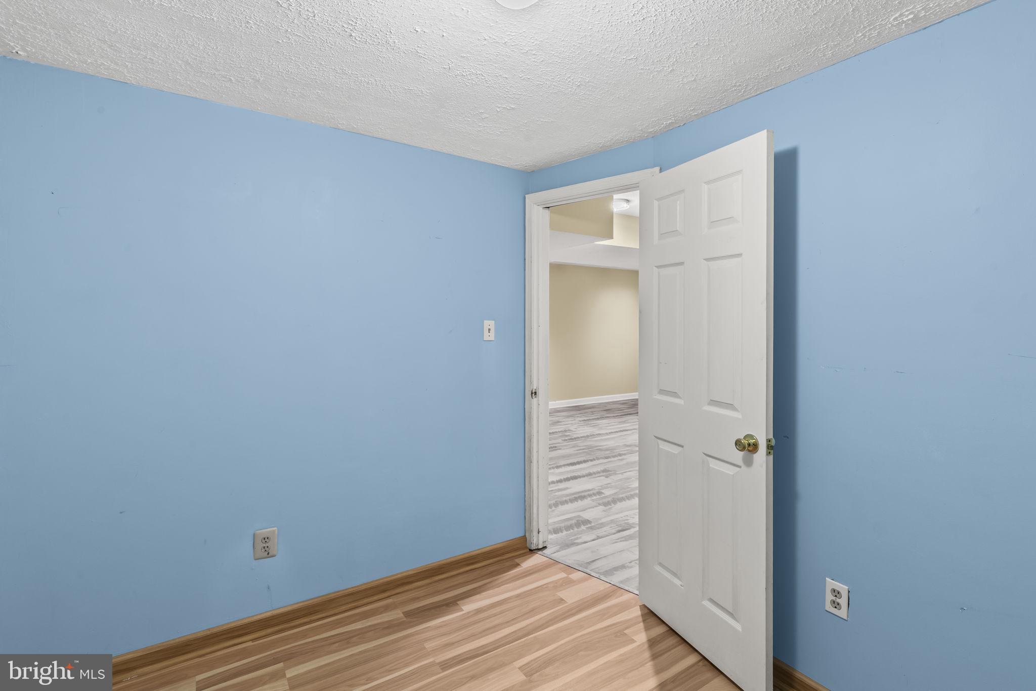 FALCON RIDGE - Residential