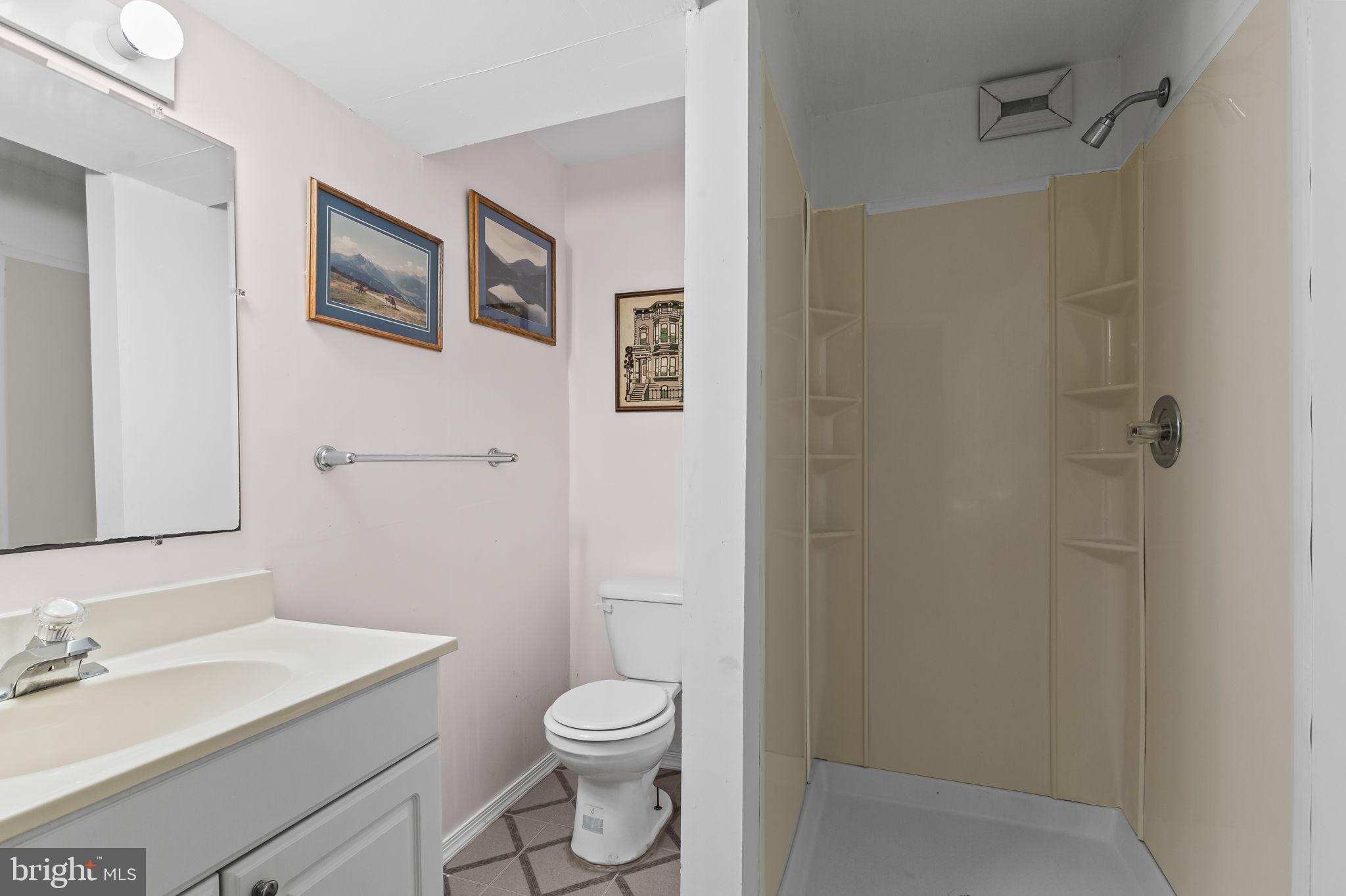 FALCON RIDGE - Residential