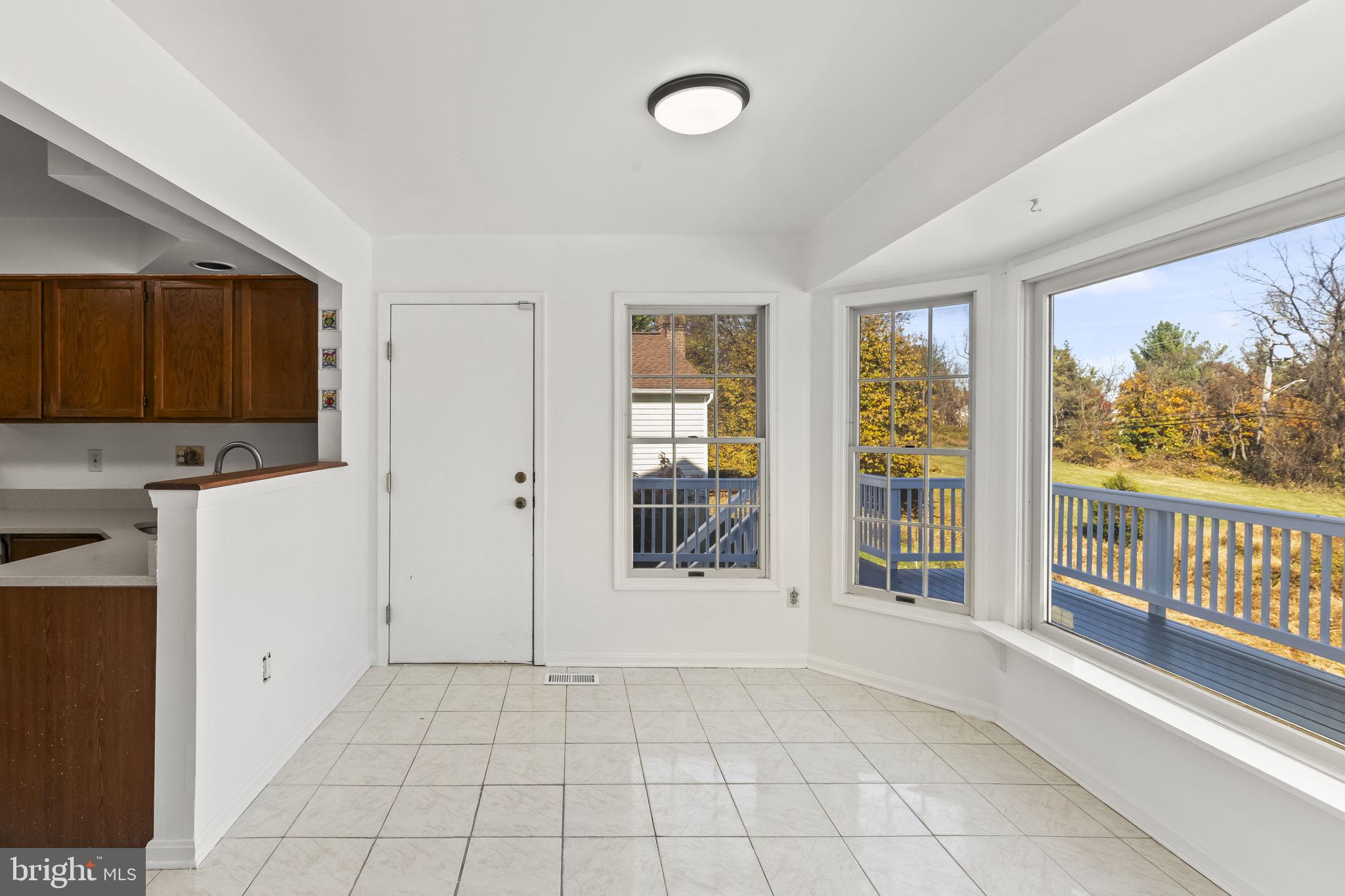 FALCON RIDGE - Residential