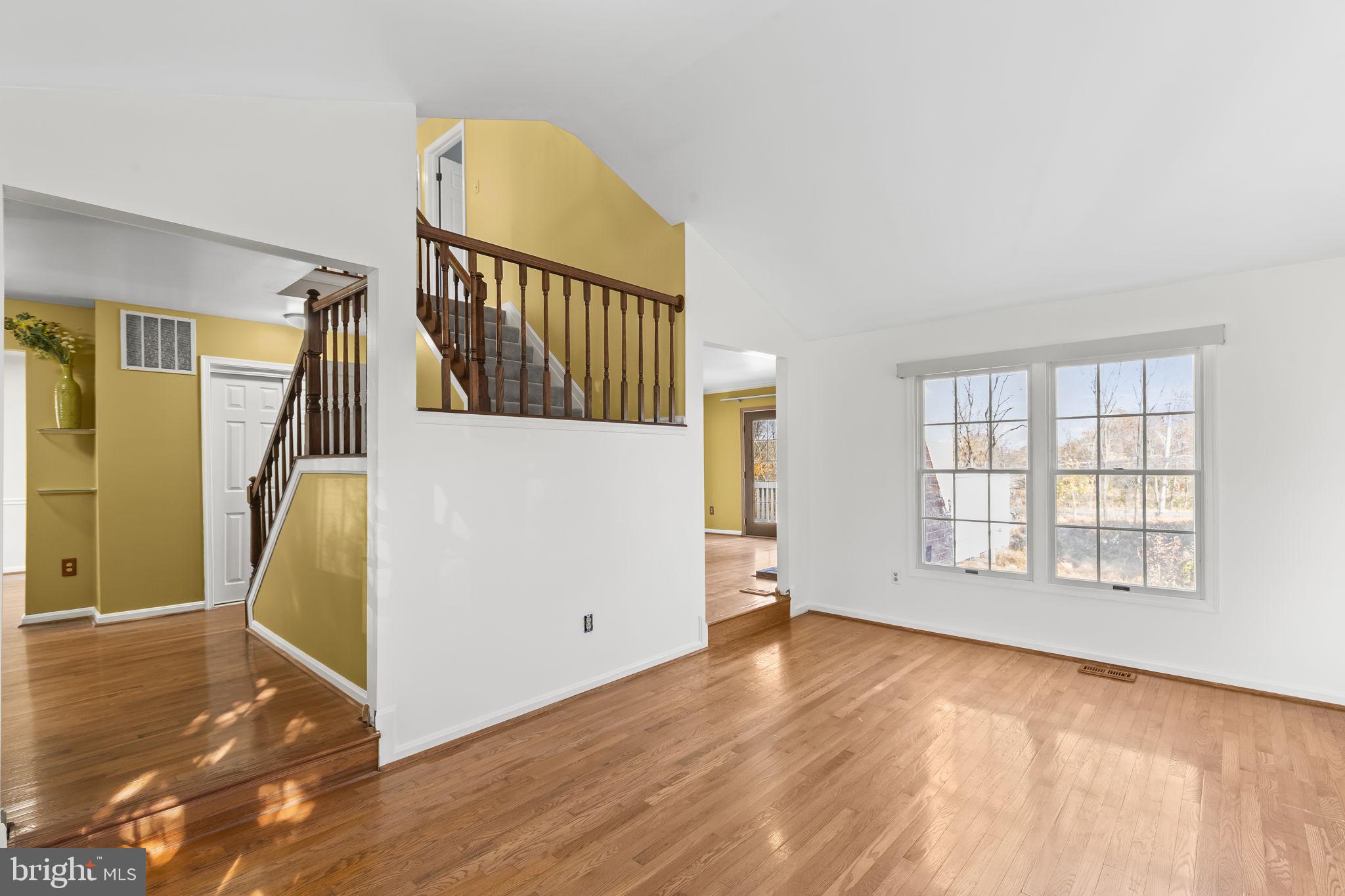 FALCON RIDGE - Residential