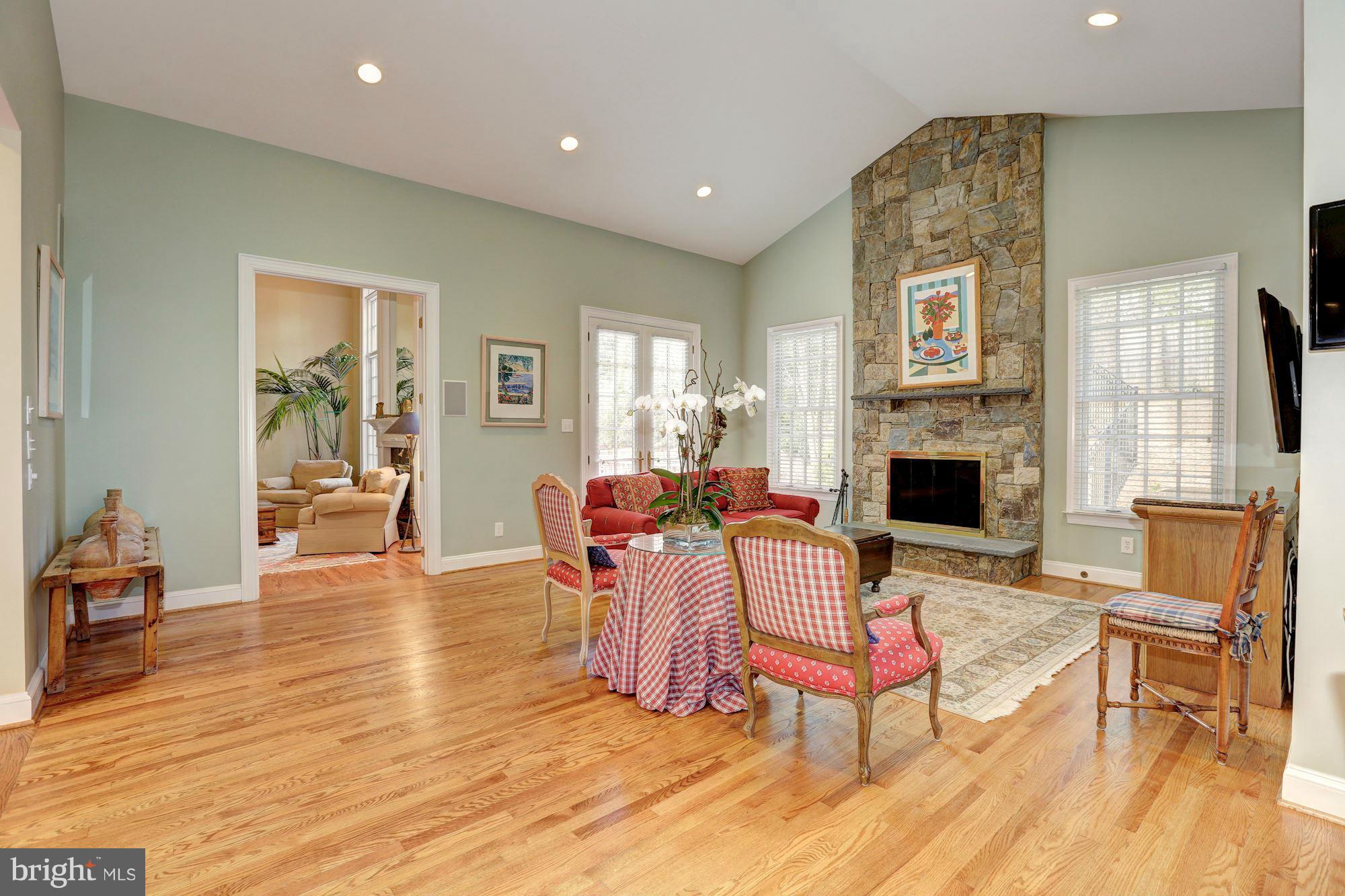 DEEP GLEN - Residential