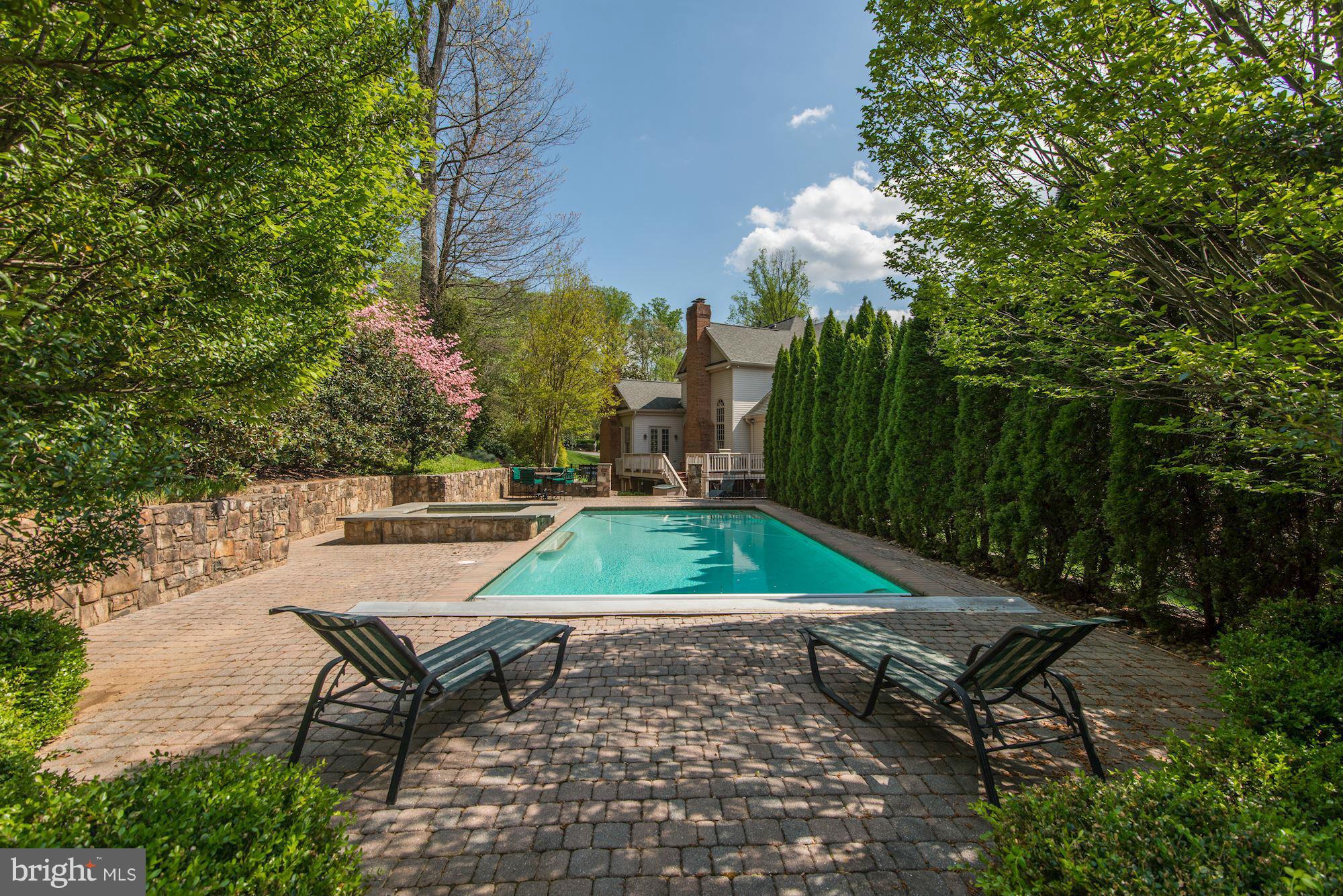 DEEP GLEN - Residential