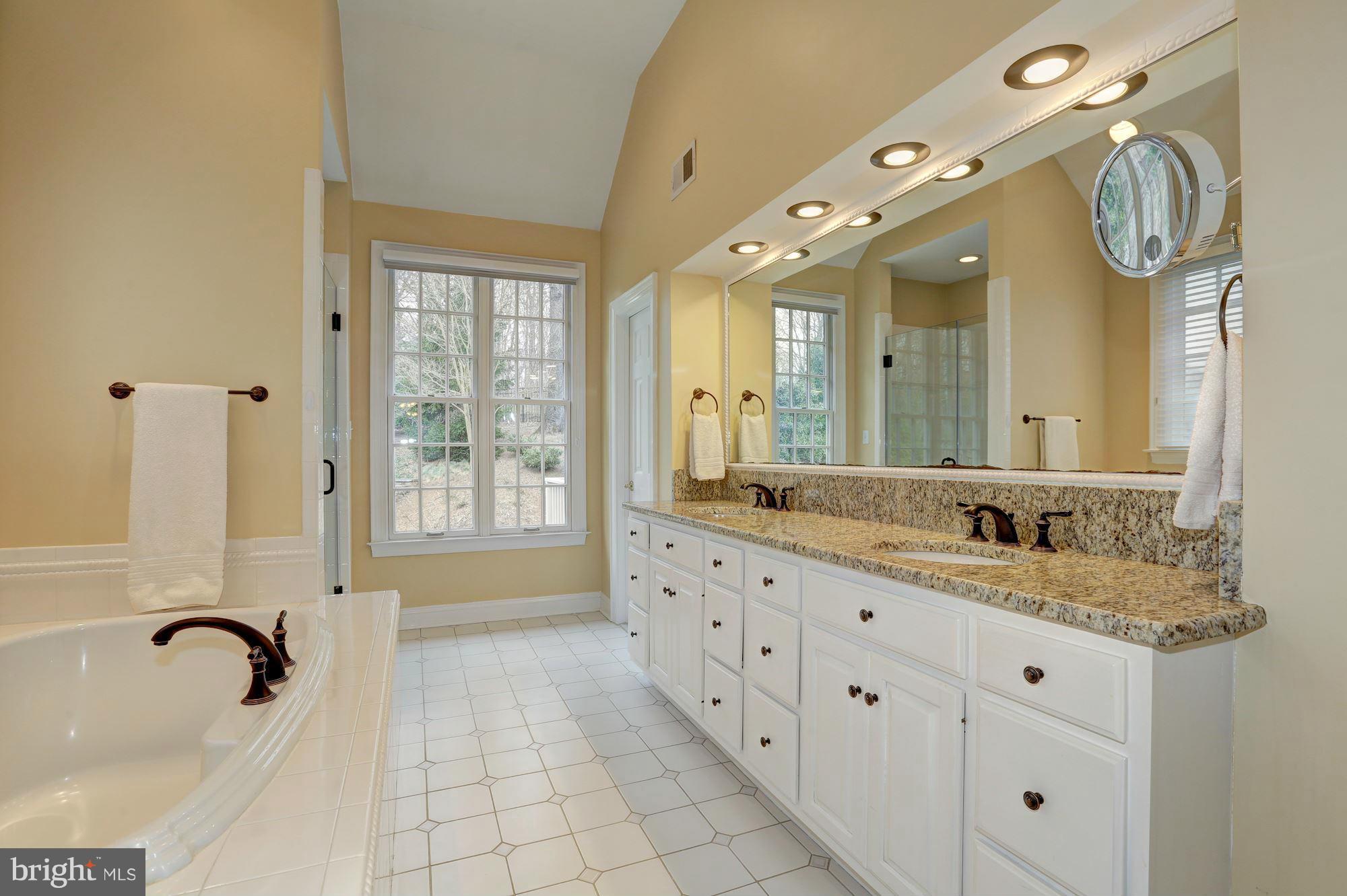 DEEP GLEN - Residential