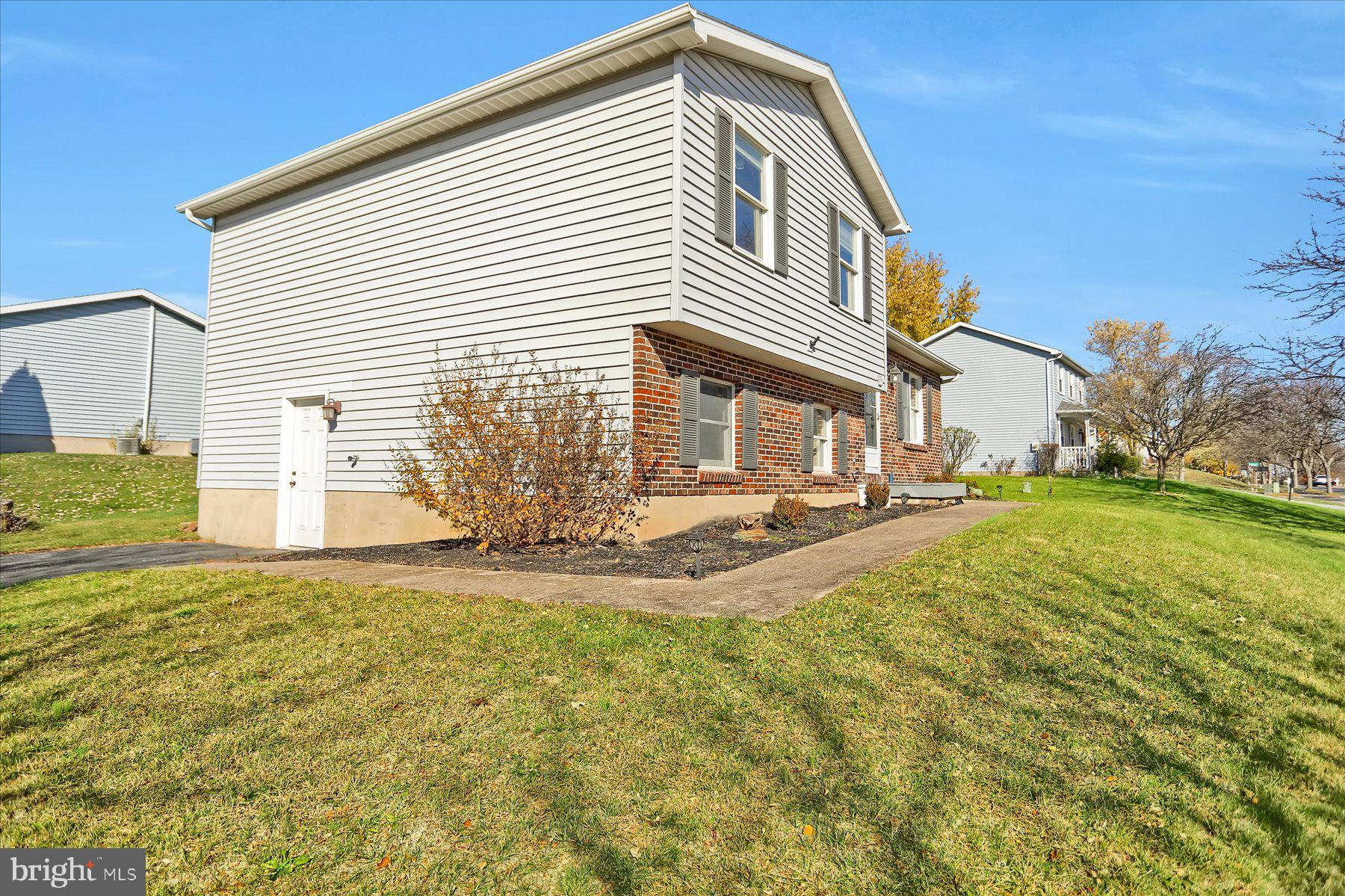 PLEASANT HILLS - Residential