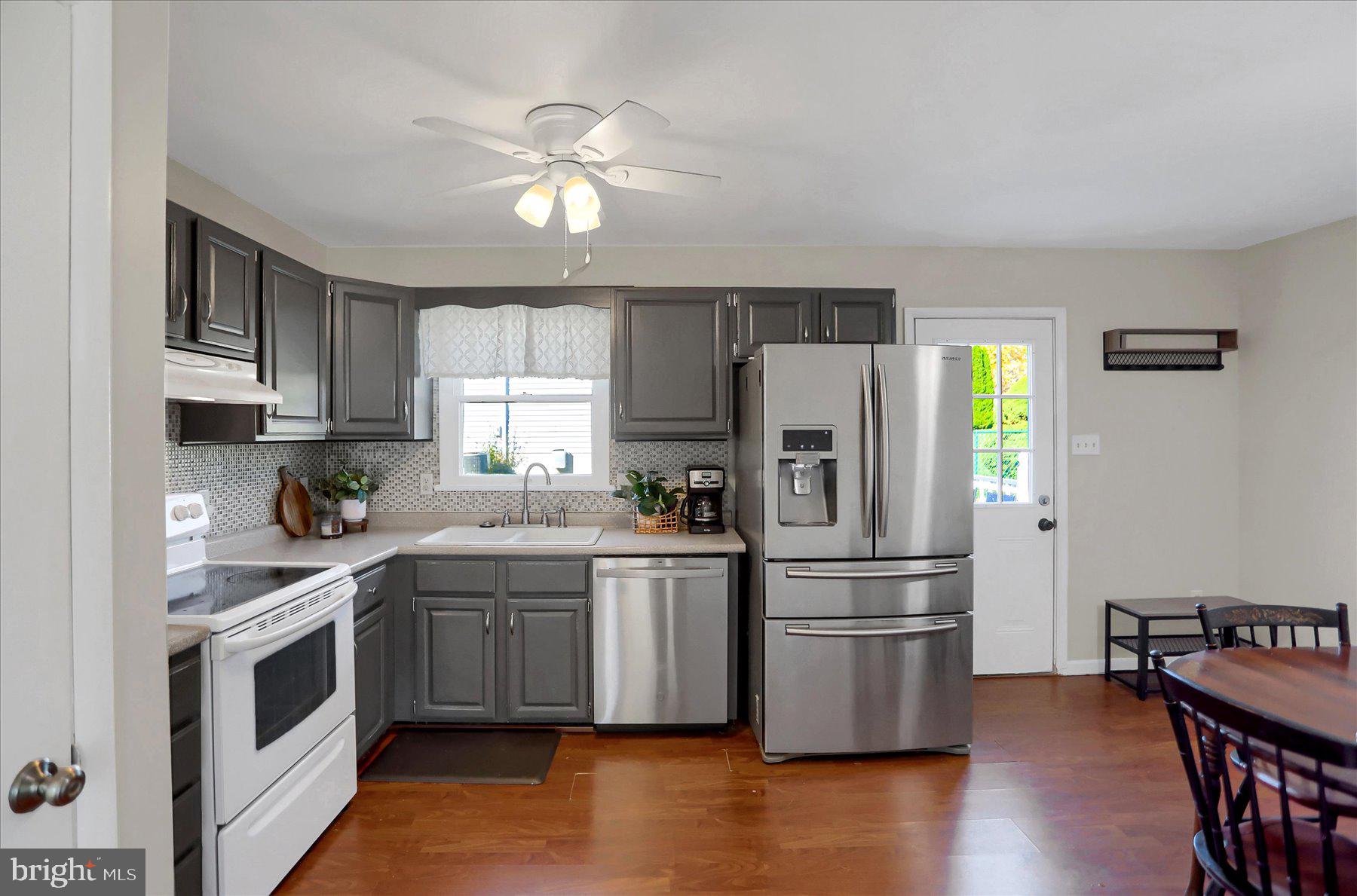 PLEASANT HILLS - Residential