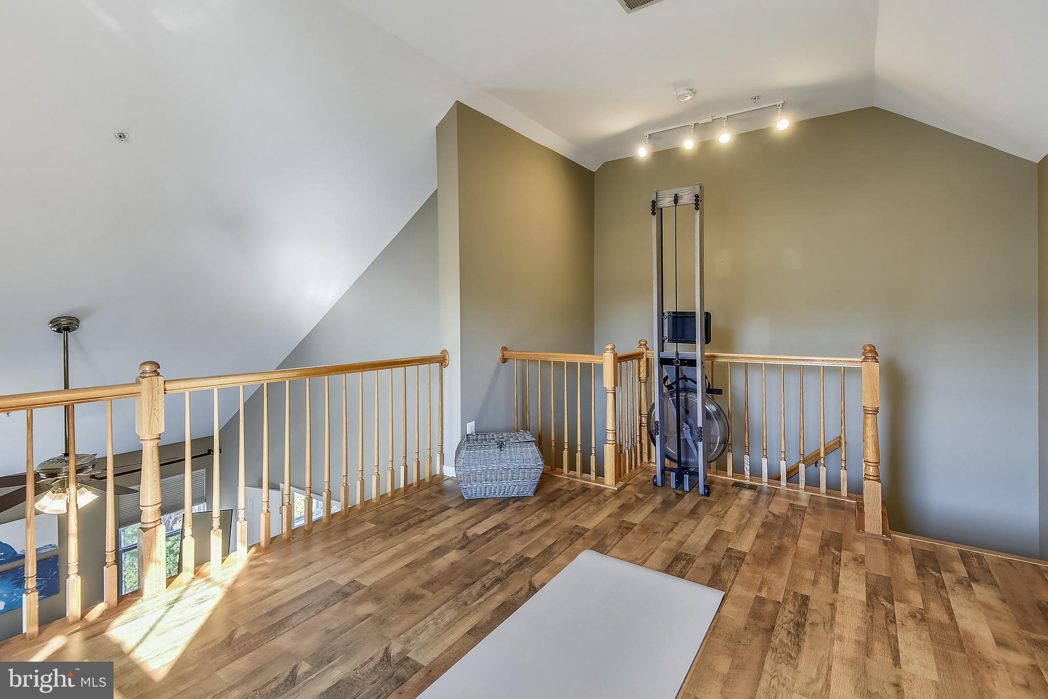 MCNAIR FARMS LANDBAY 5 - Residential