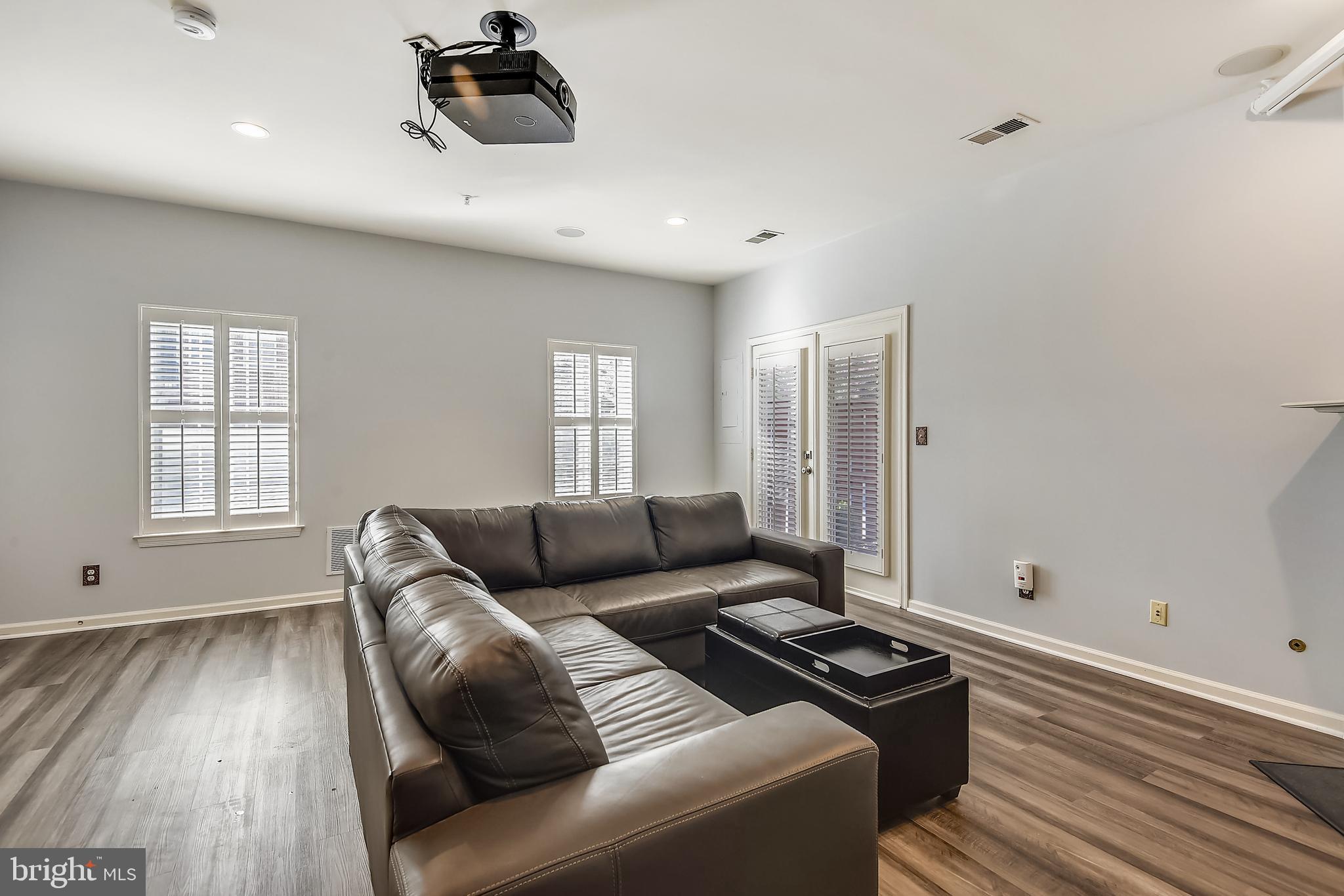 MCNAIR FARMS LANDBAY 5 - Residential