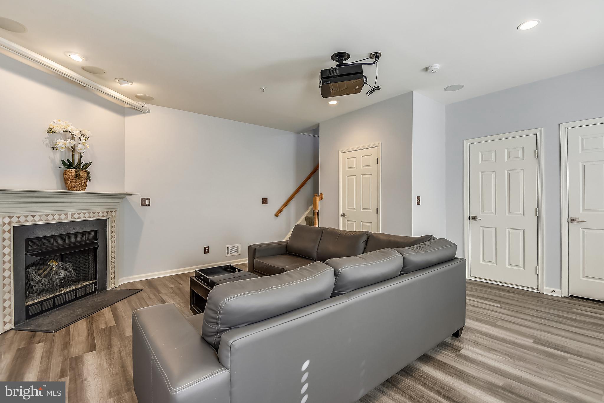 MCNAIR FARMS LANDBAY 5 - Residential