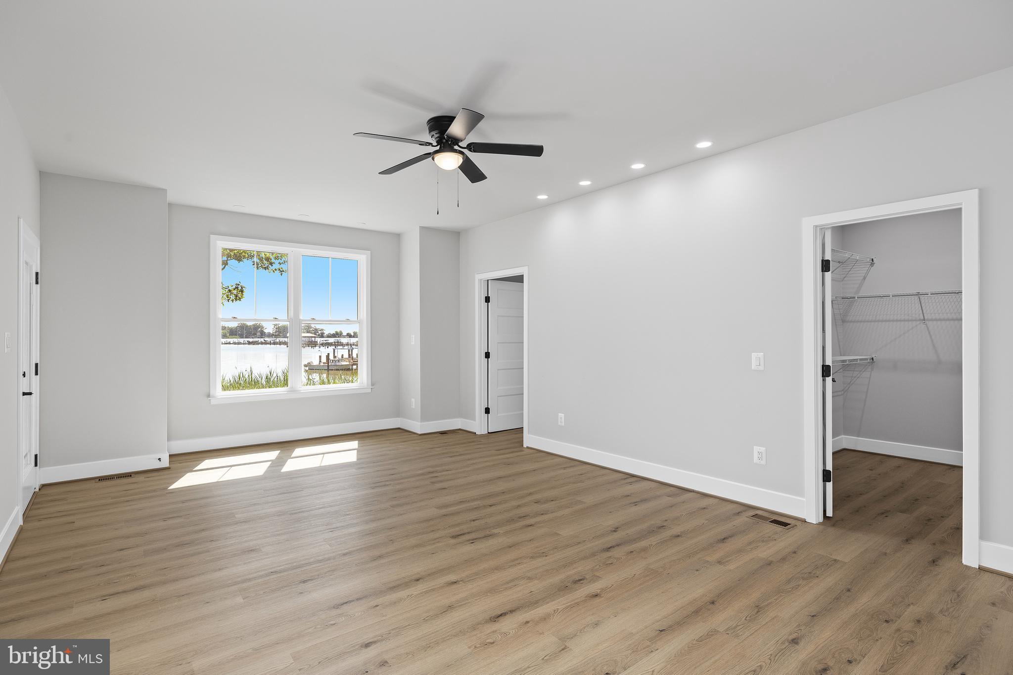 WESTMORELAND SHORES - Residential