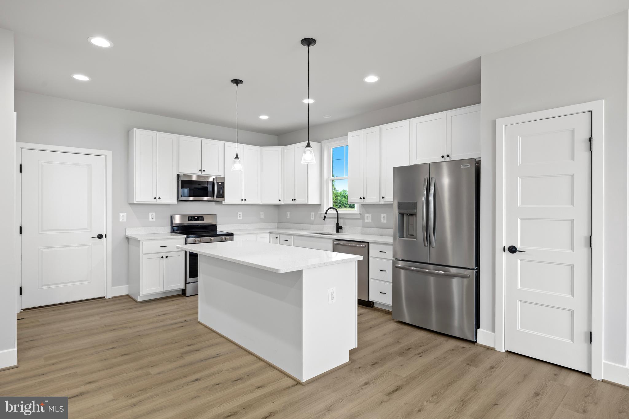 WESTMORELAND SHORES - Residential