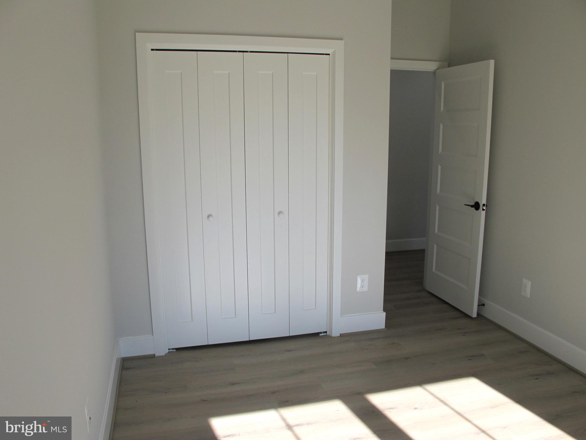 WESTMORELAND SHORES - Residential