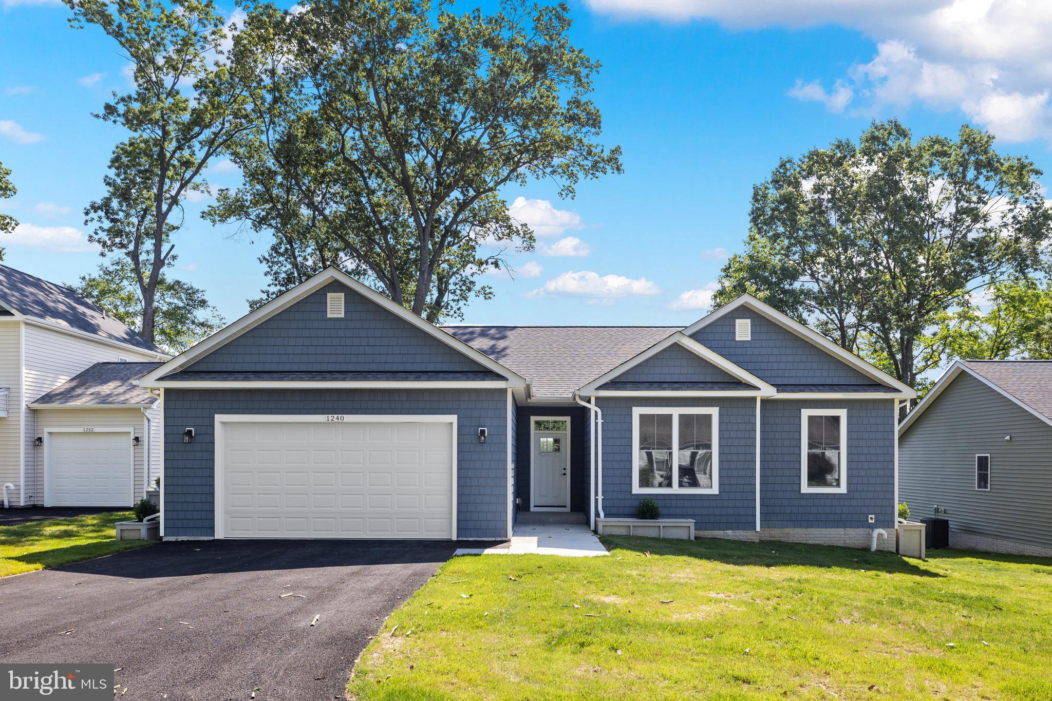 WESTMORELAND SHORES - Residential