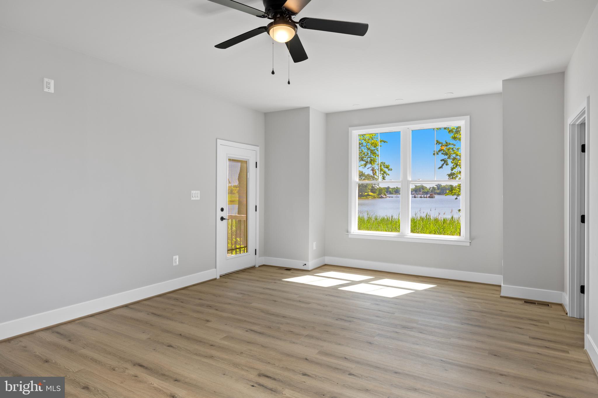 WESTMORELAND SHORES - Residential