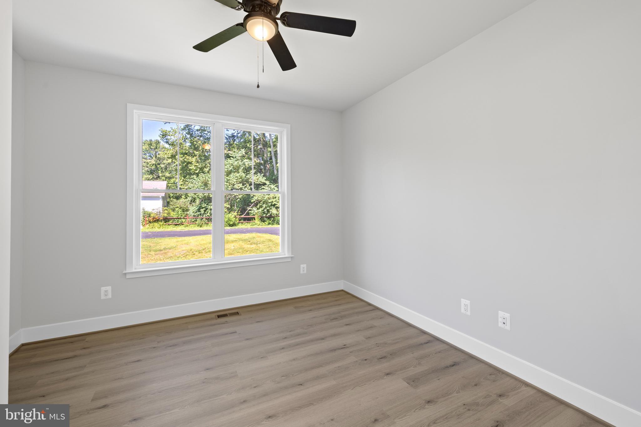 WESTMORELAND SHORES - Residential