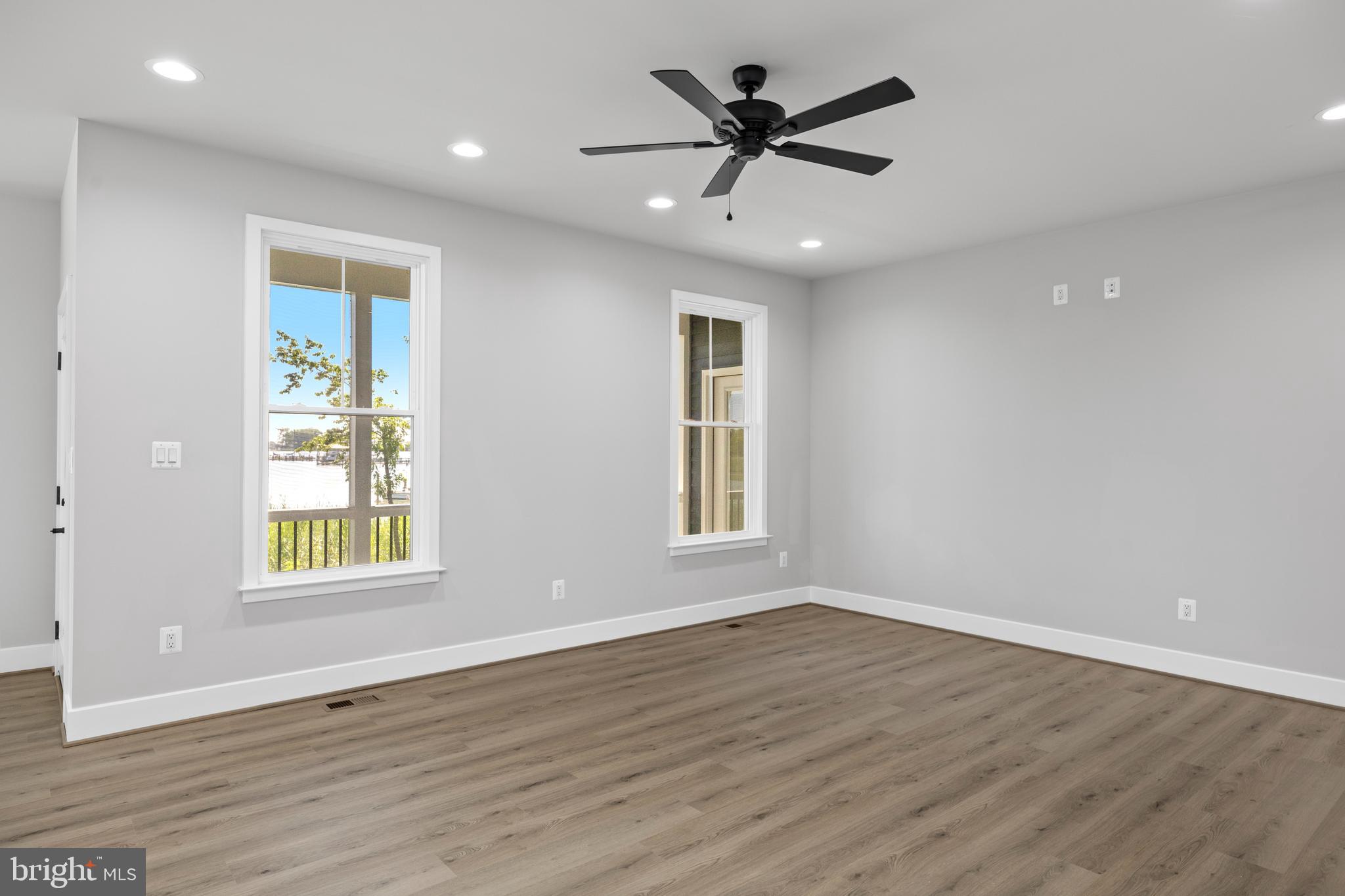 WESTMORELAND SHORES - Residential