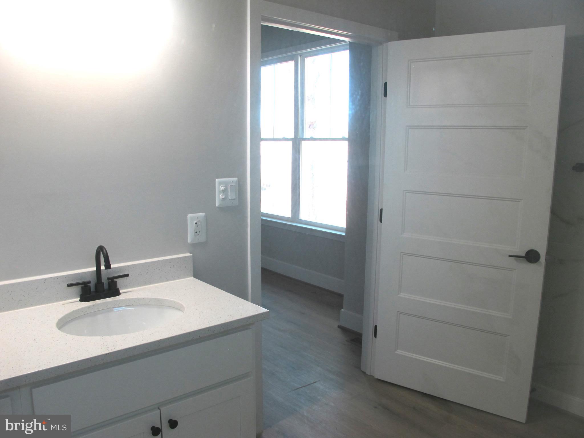 WESTMORELAND SHORES - Residential