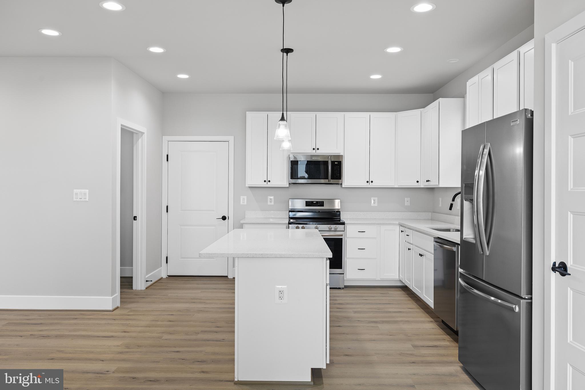 WESTMORELAND SHORES - Residential