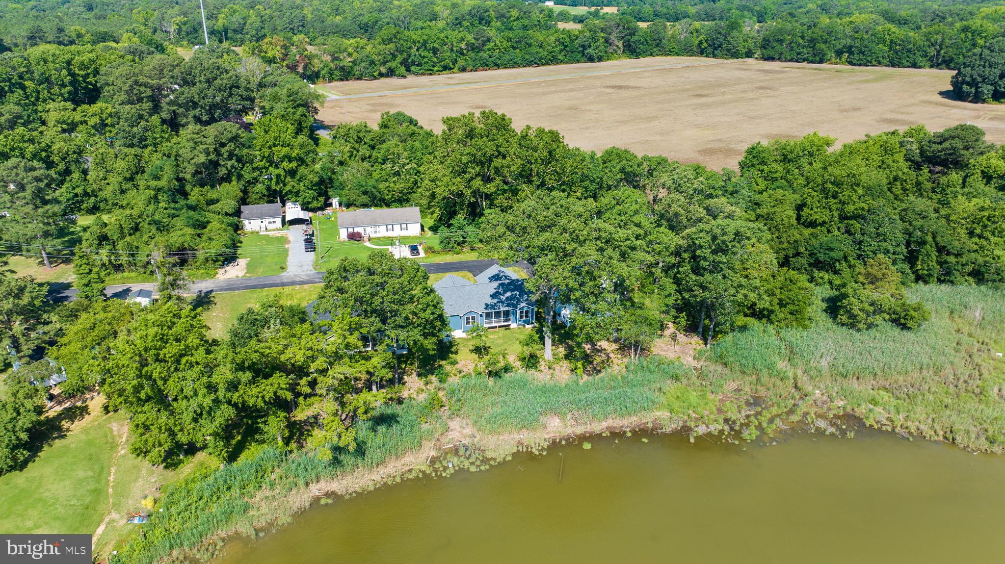 WESTMORELAND SHORES - Residential