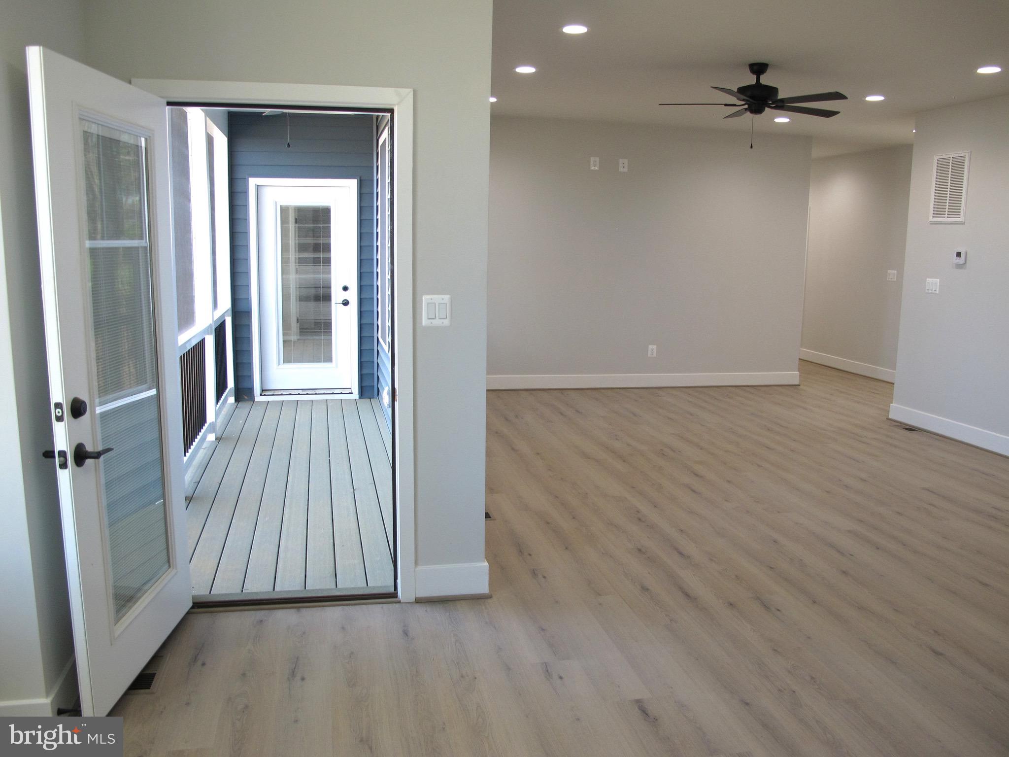 WESTMORELAND SHORES - Residential