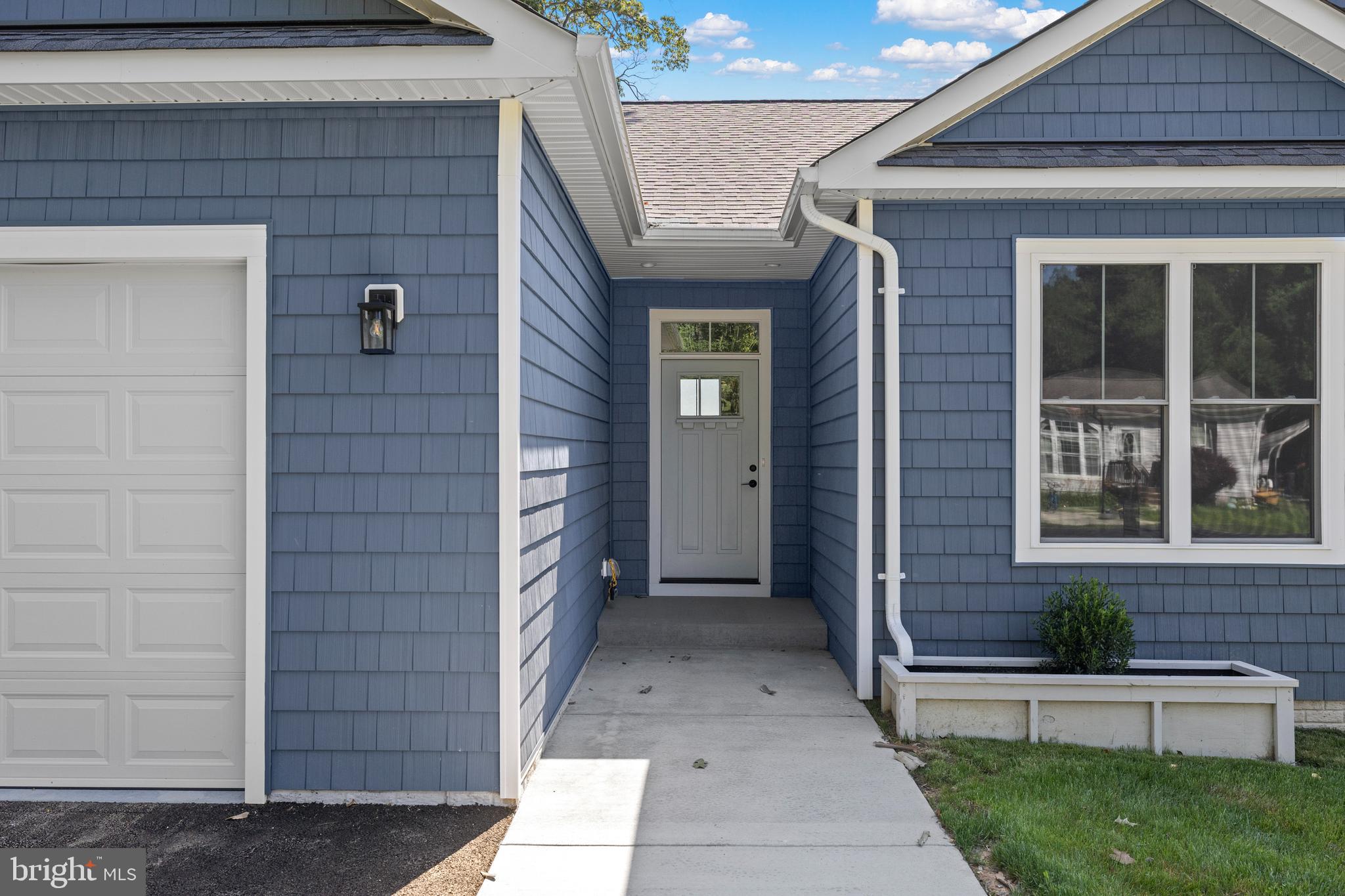 WESTMORELAND SHORES - Residential