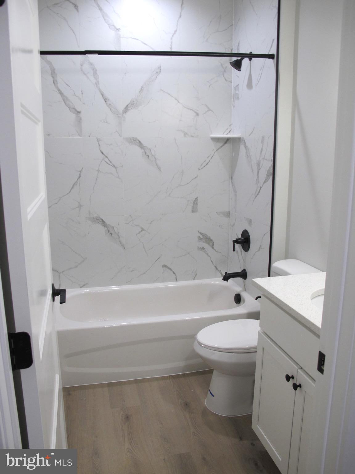 WESTMORELAND SHORES - Residential