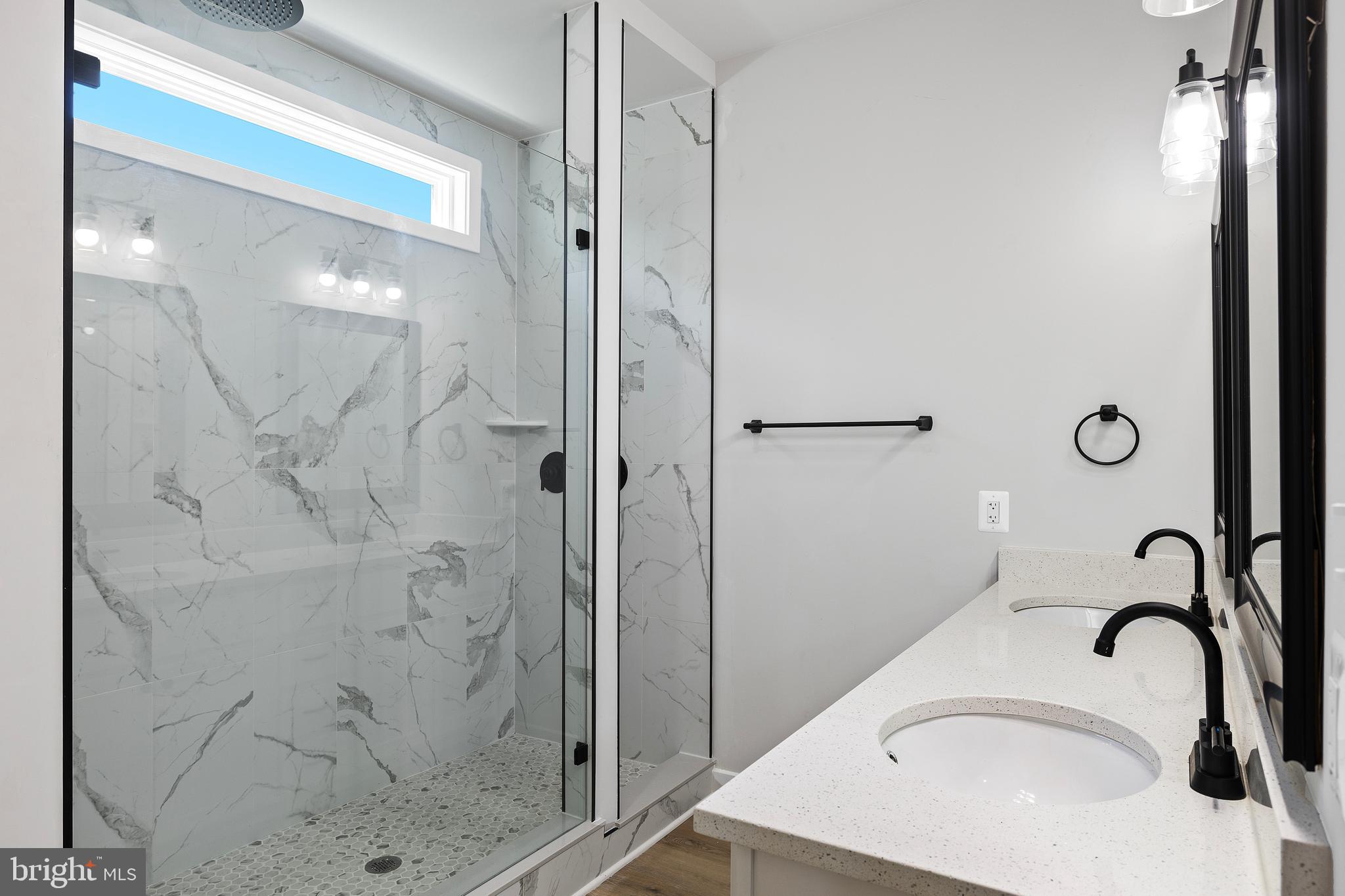 WESTMORELAND SHORES - Residential