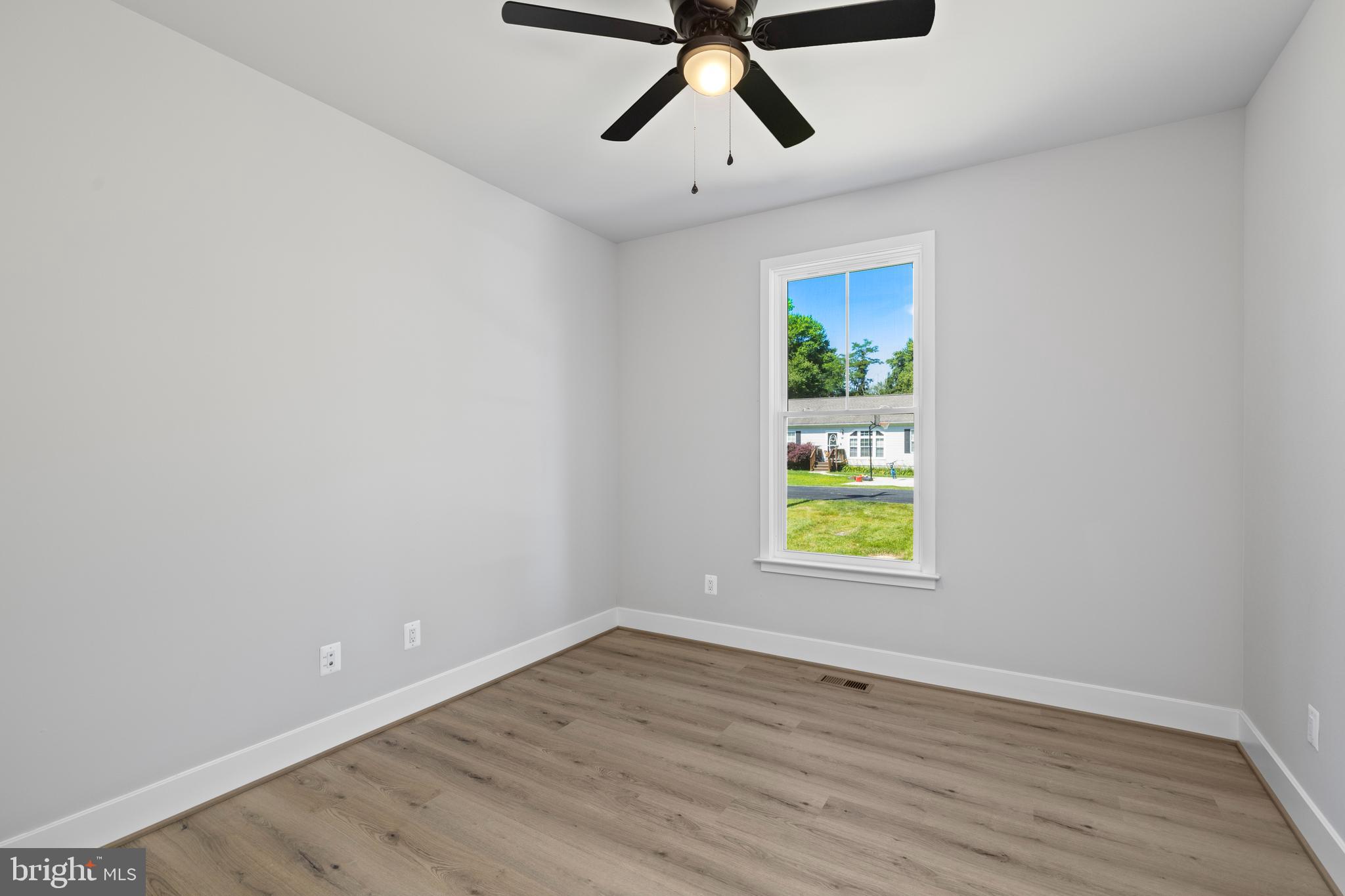 WESTMORELAND SHORES - Residential