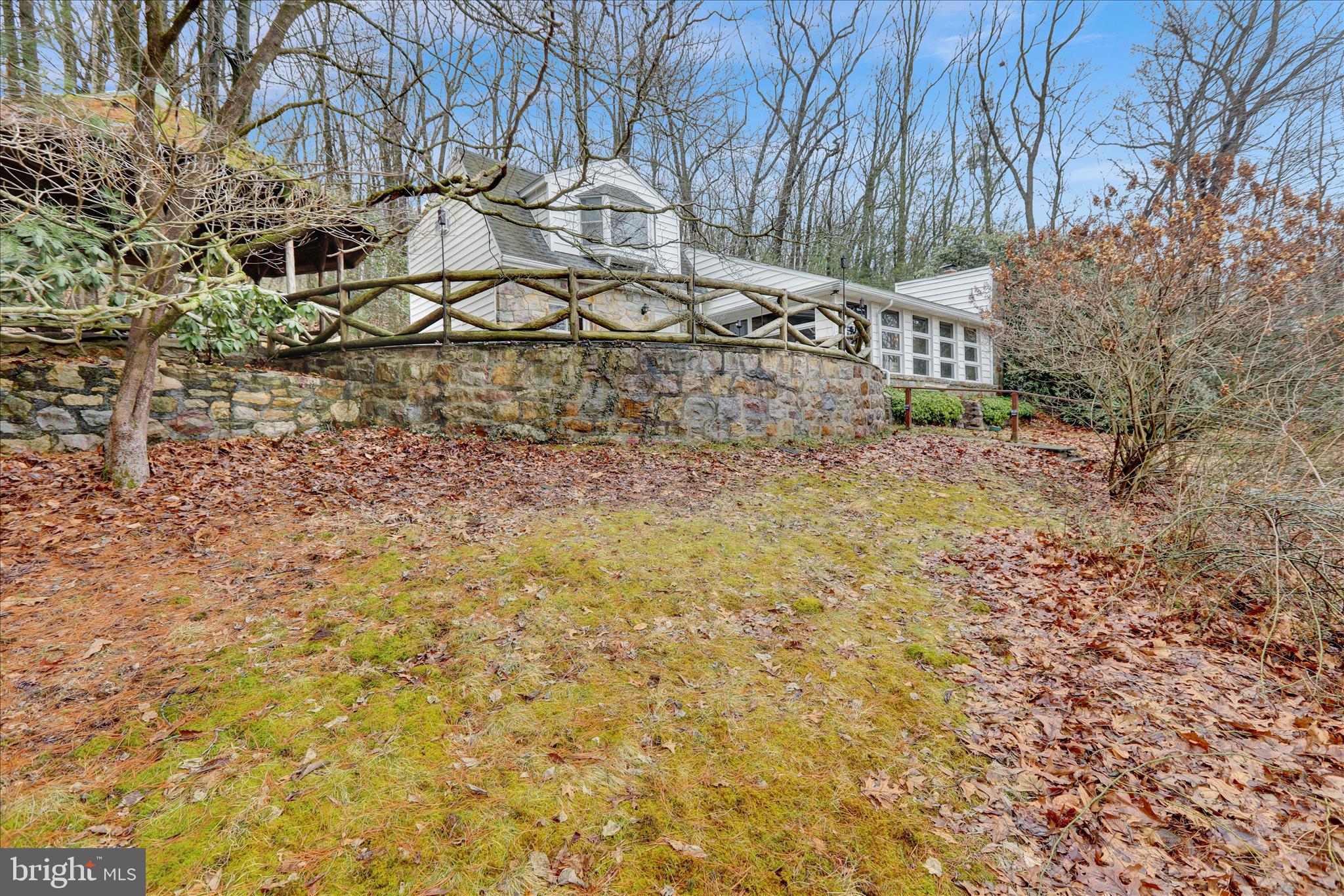 2422 HIGHLAND AVENUE