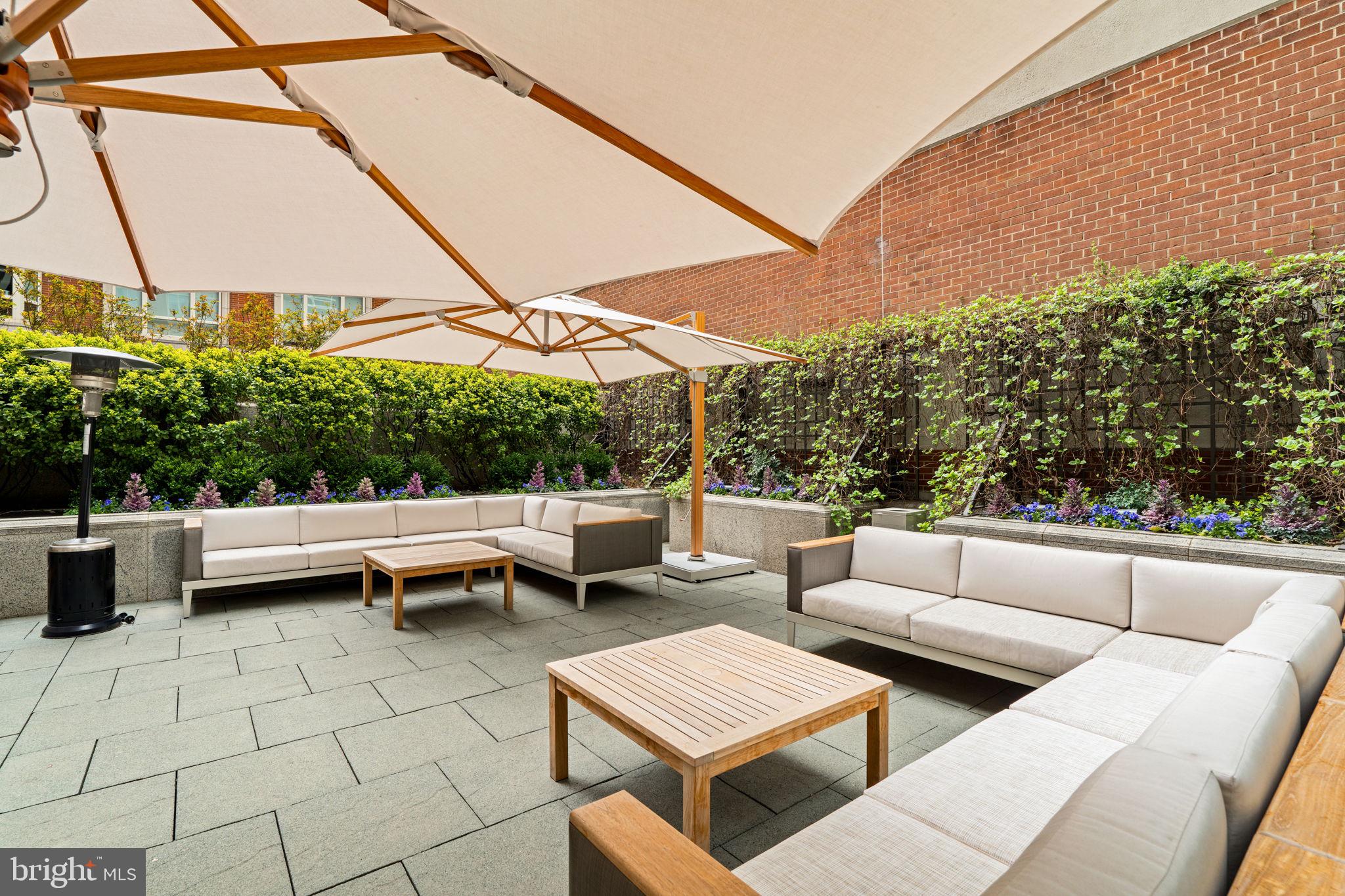 RITTENHOUSE SQUARE - Residential Lease