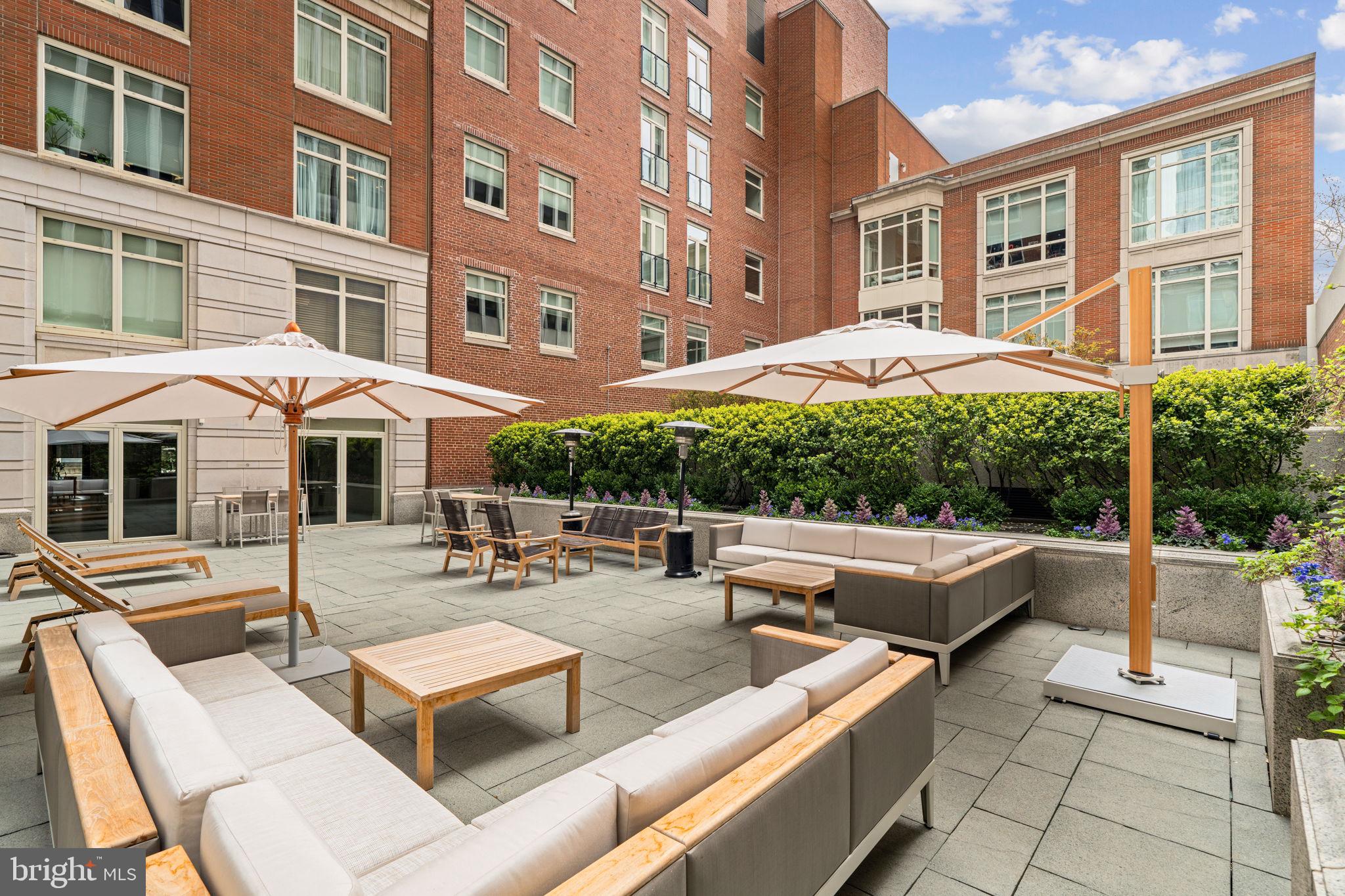 RITTENHOUSE SQUARE - Residential Lease