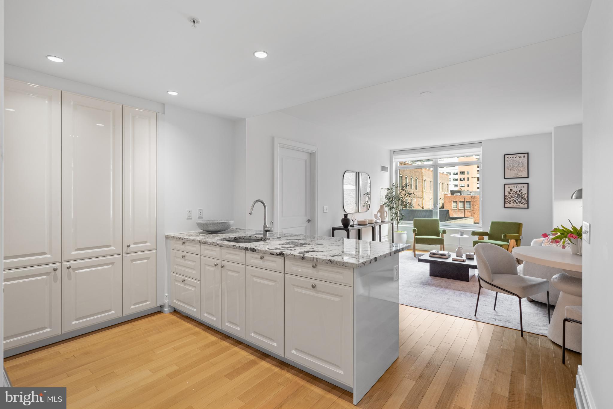 RITTENHOUSE SQUARE - Residential Lease