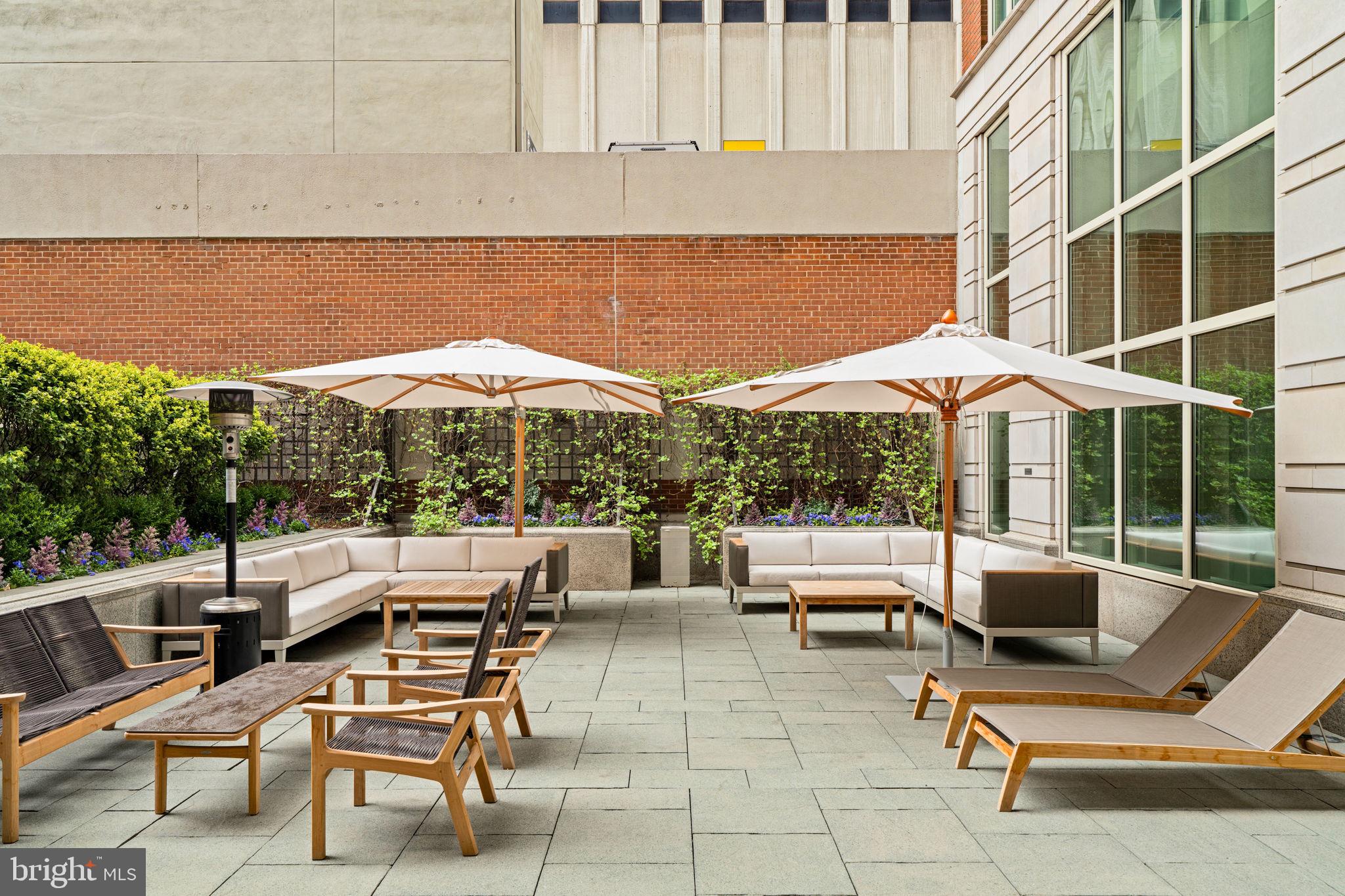 RITTENHOUSE SQUARE - Residential Lease