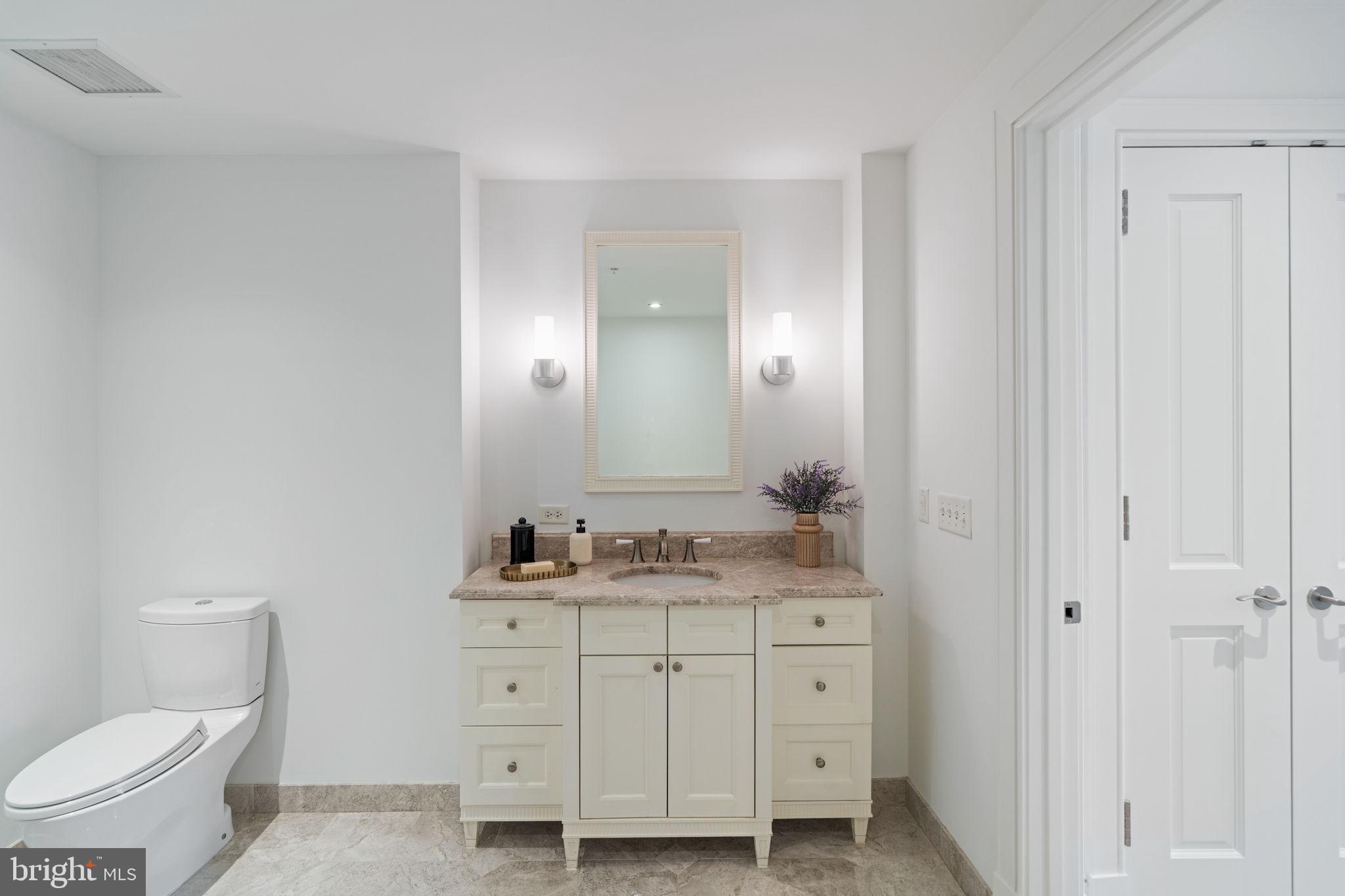 RITTENHOUSE SQUARE - Residential Lease