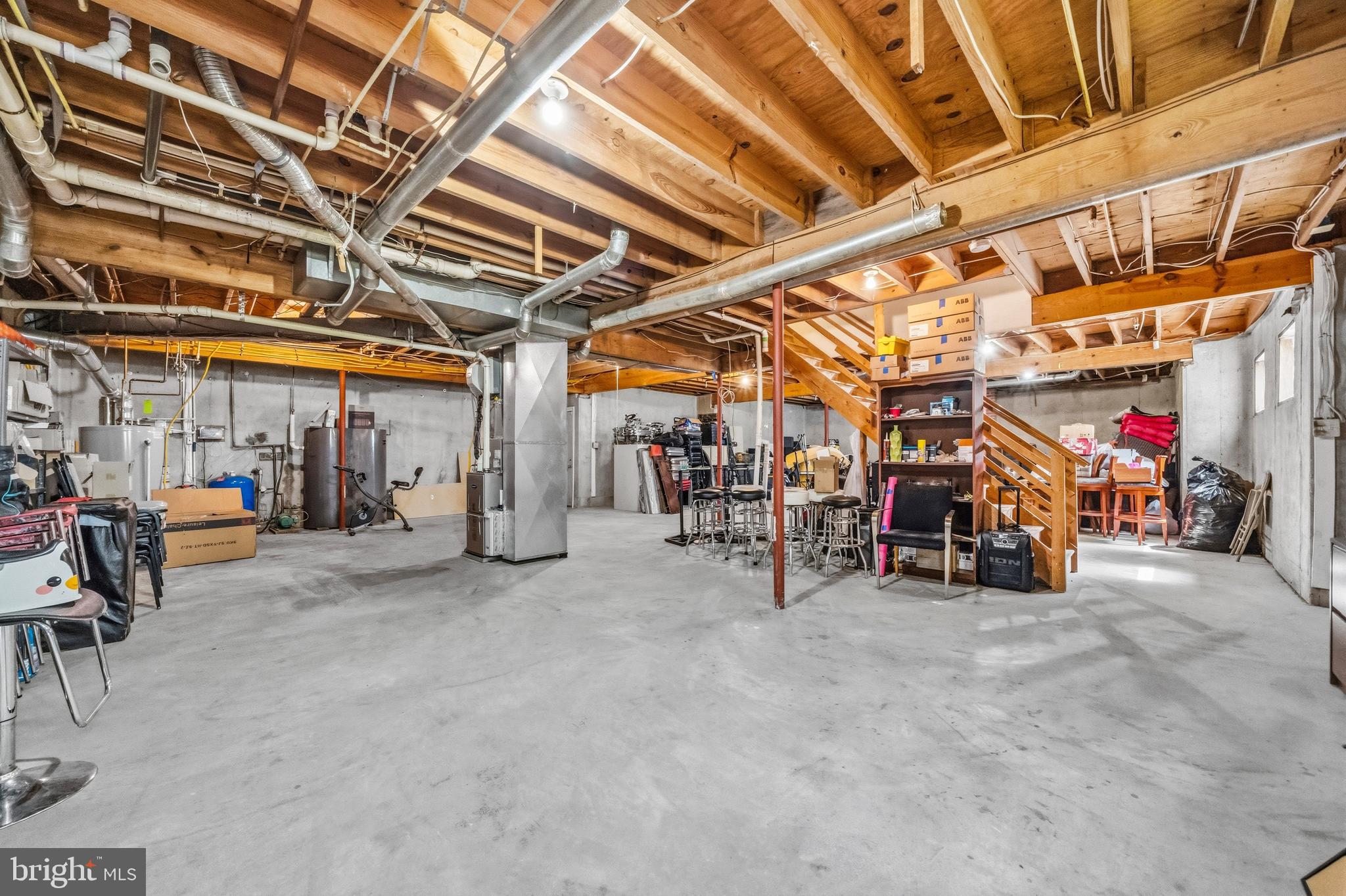 JAMESTOWNE ESTATES - Residential