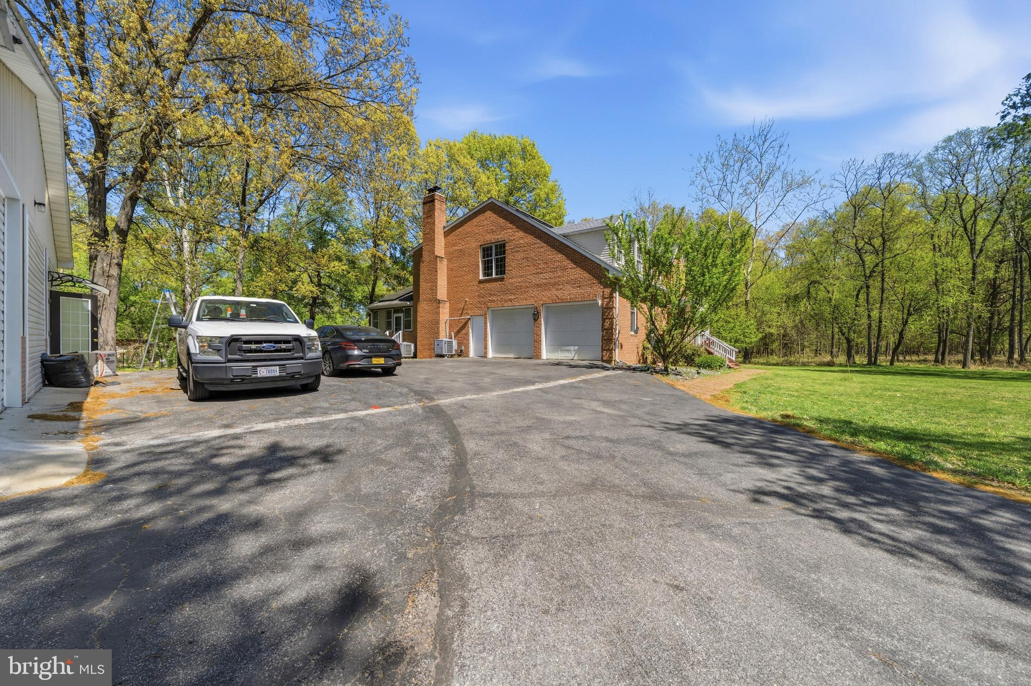 JAMESTOWNE ESTATES - Residential