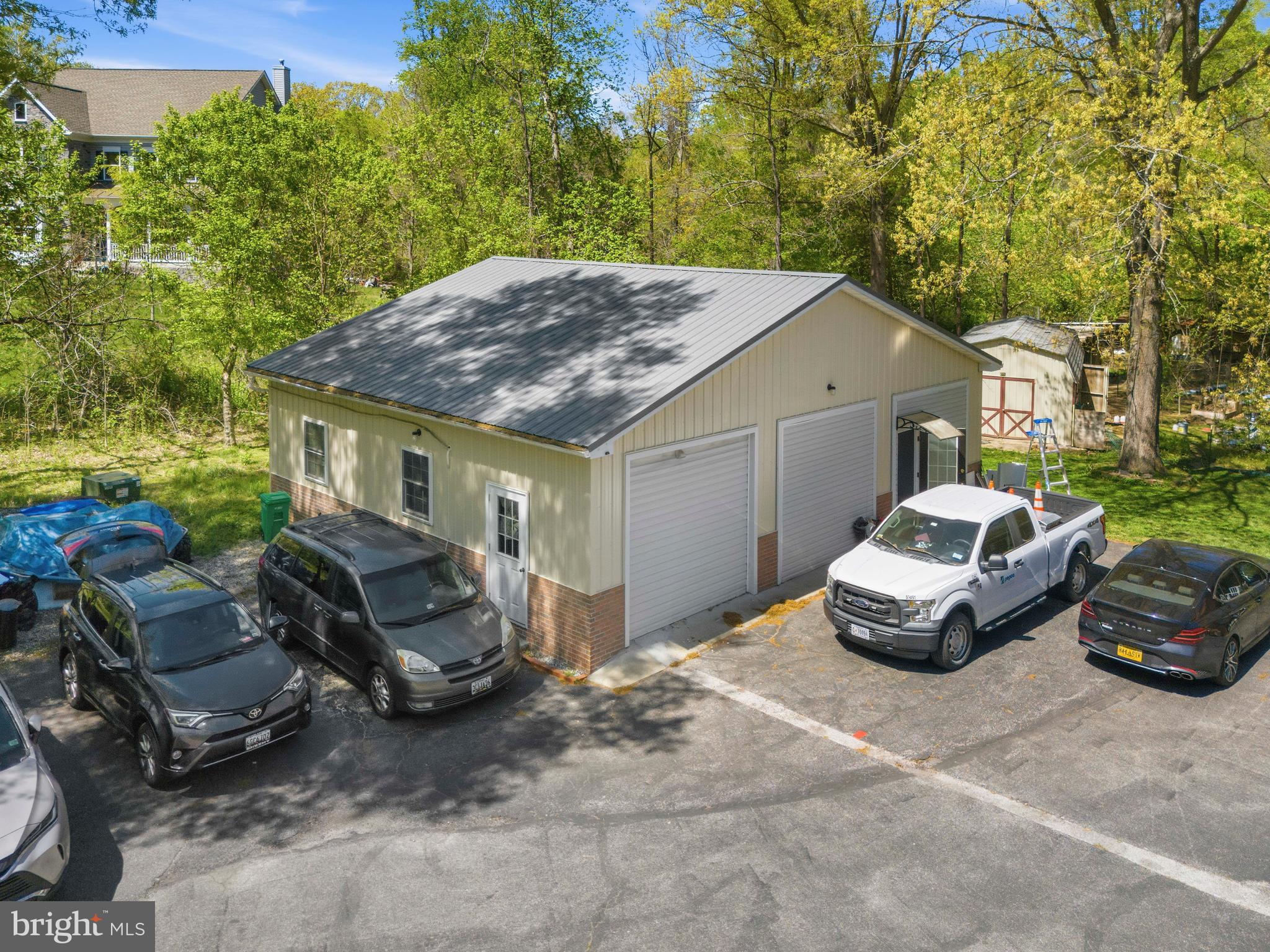 JAMESTOWNE ESTATES - Residential