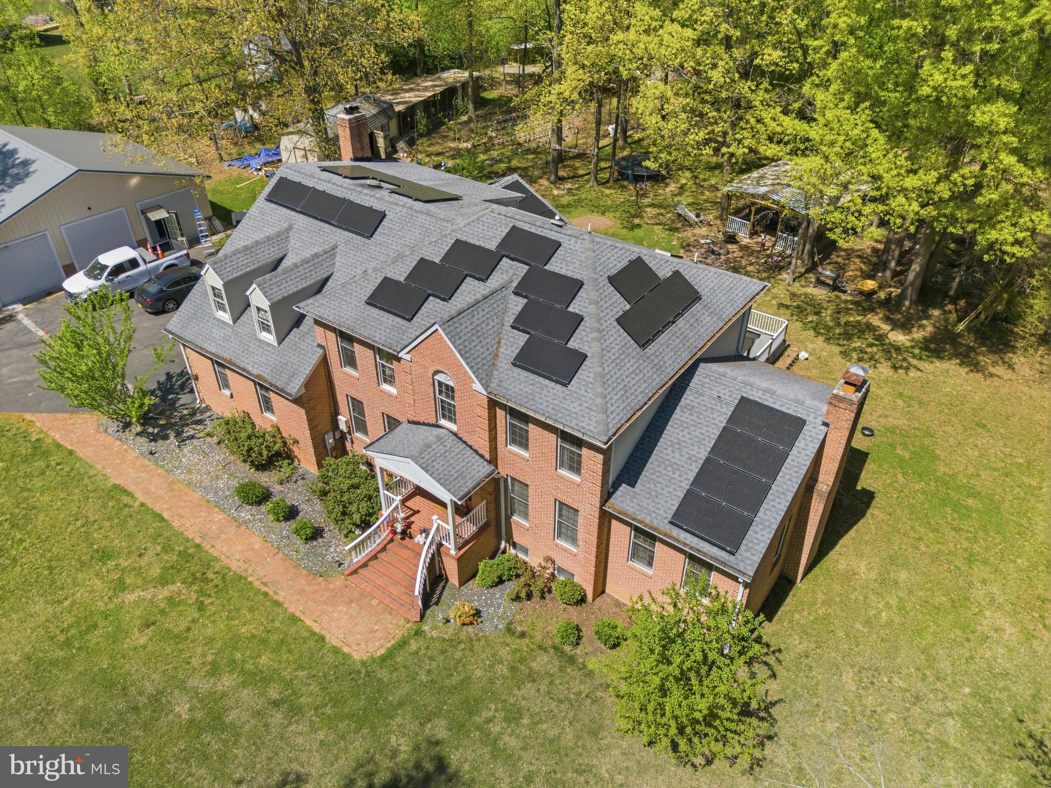 JAMESTOWNE ESTATES - Residential