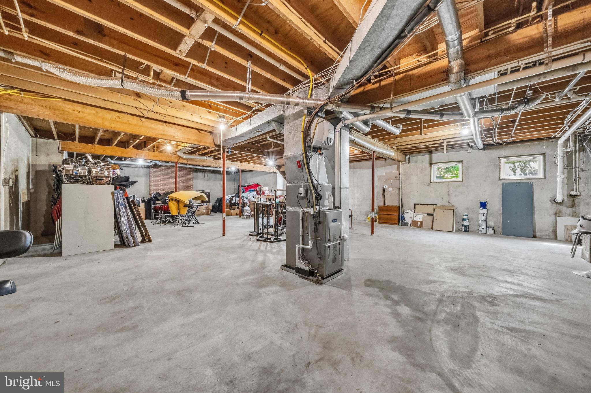 JAMESTOWNE ESTATES - Residential