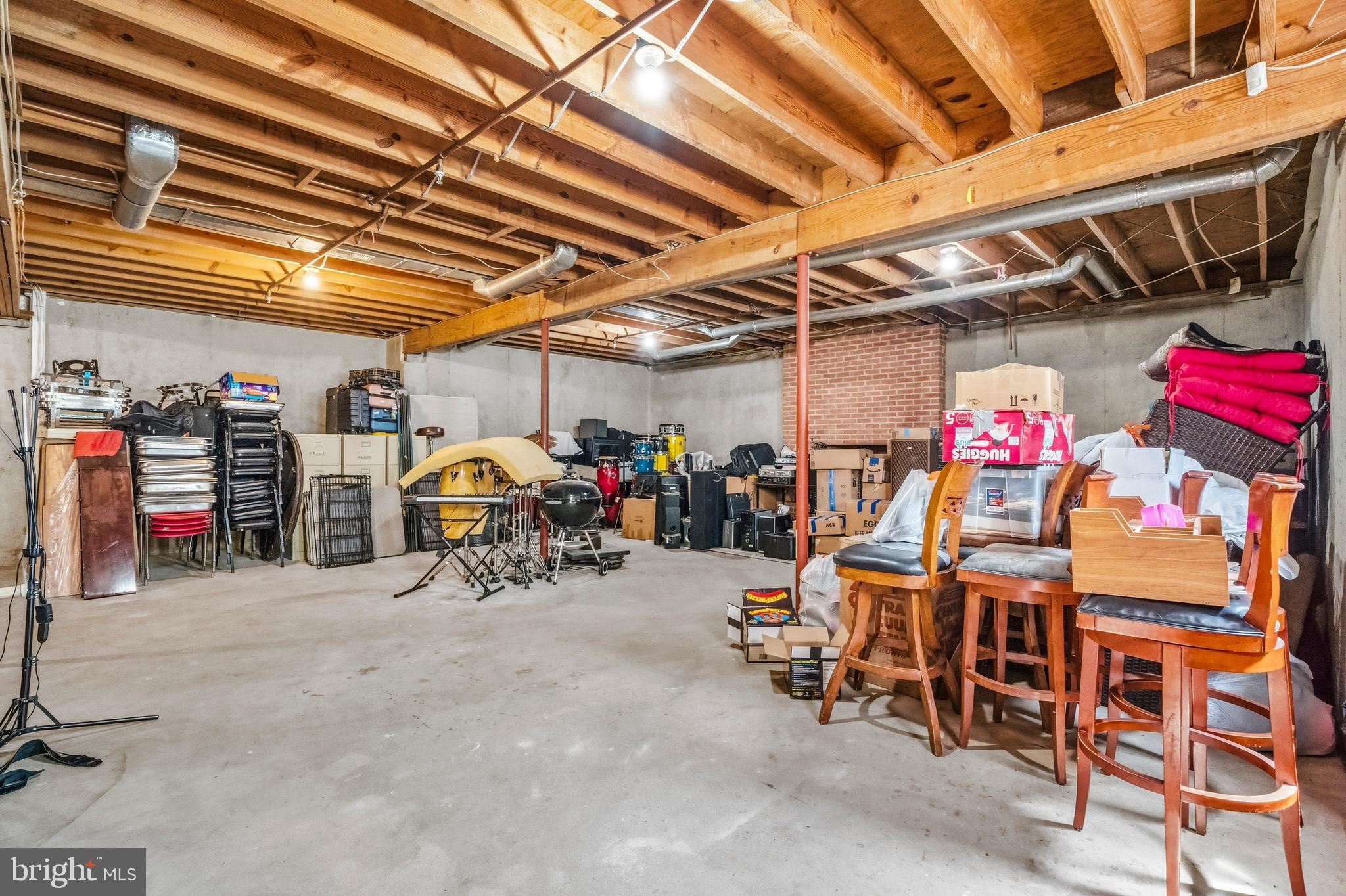 JAMESTOWNE ESTATES - Residential