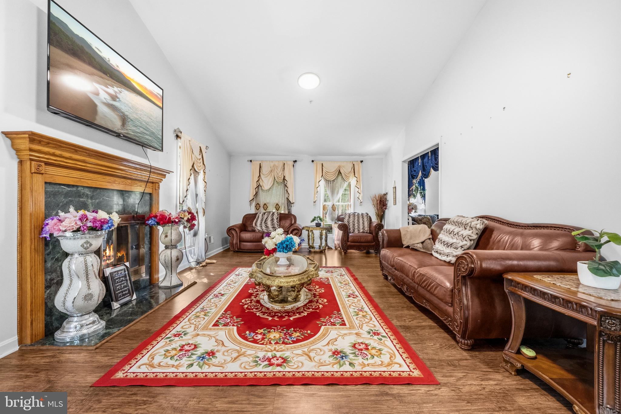 JAMESTOWNE ESTATES - Residential