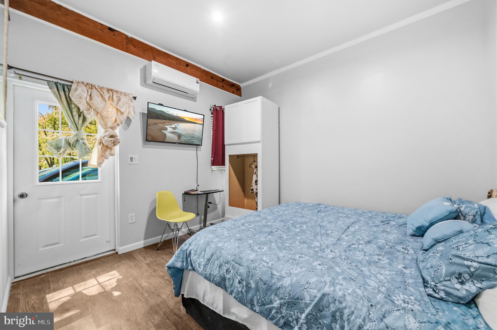 JAMESTOWNE ESTATES - Residential