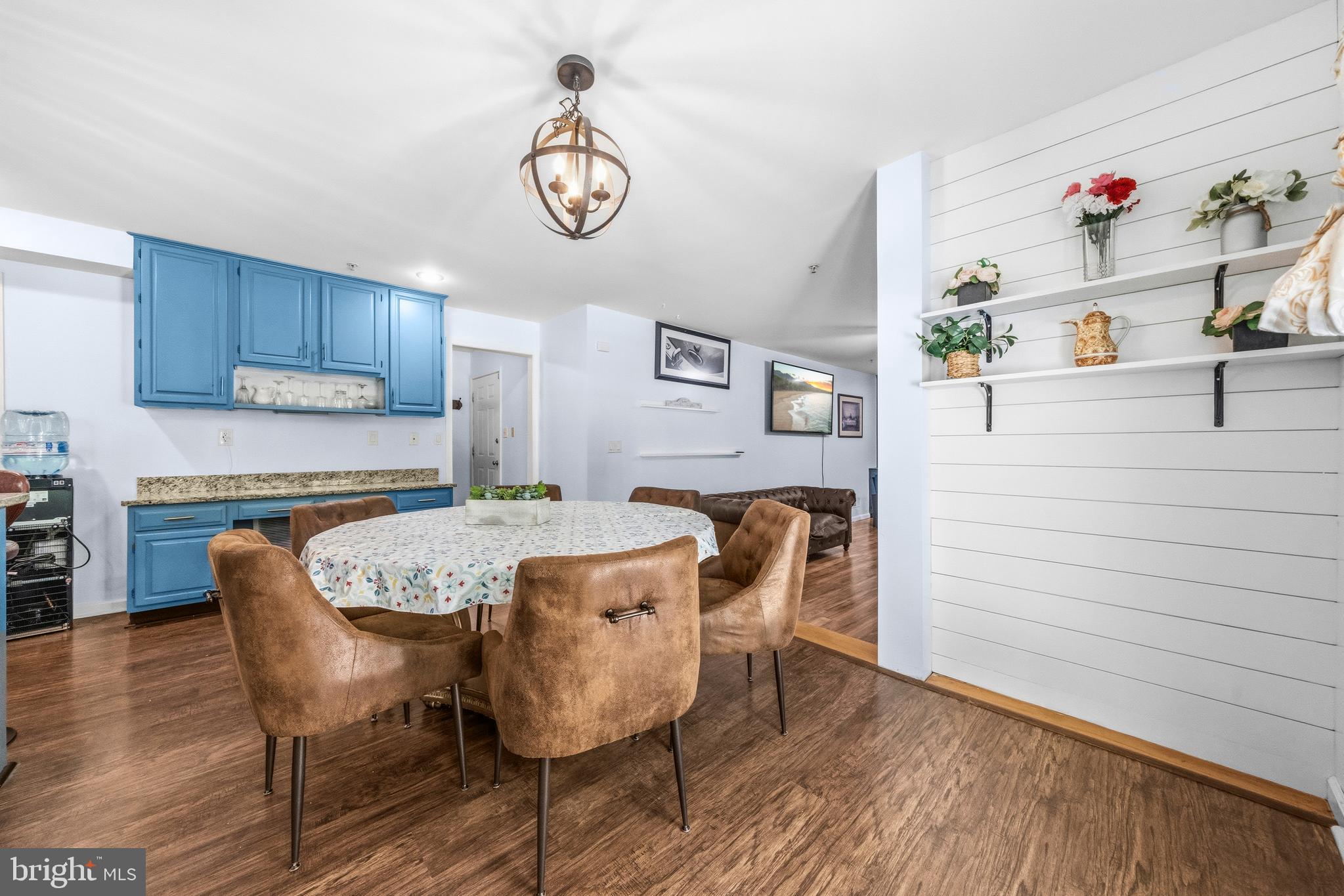 JAMESTOWNE ESTATES - Residential