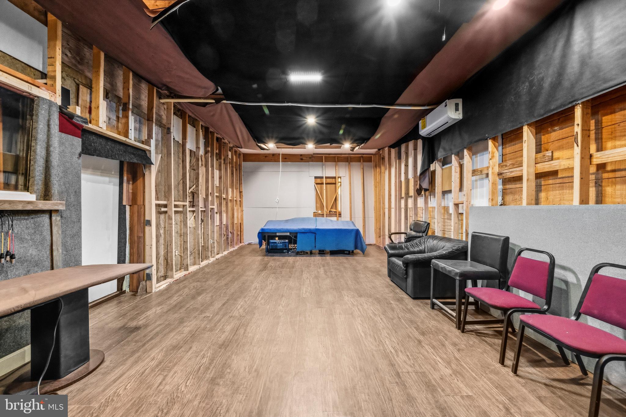 JAMESTOWNE ESTATES - Residential