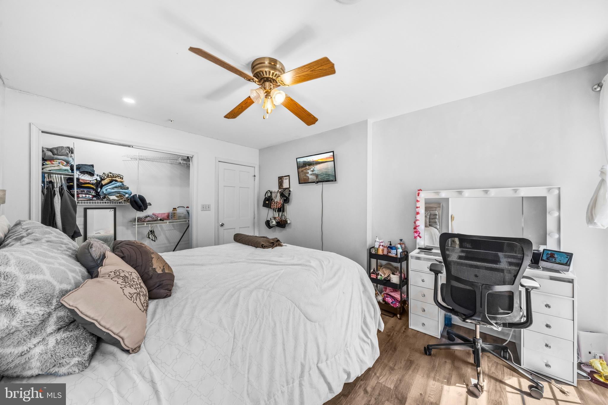 JAMESTOWNE ESTATES - Residential