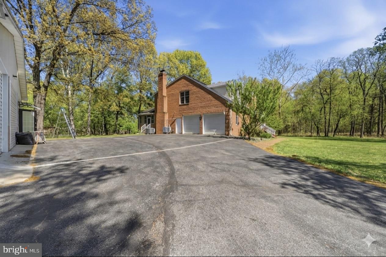 JAMESTOWNE ESTATES - Residential