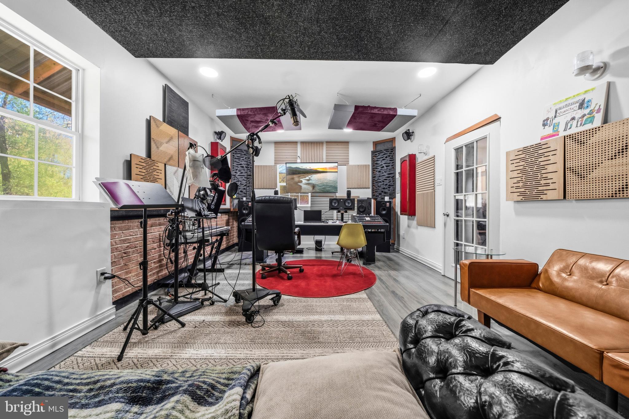 JAMESTOWNE ESTATES - Residential