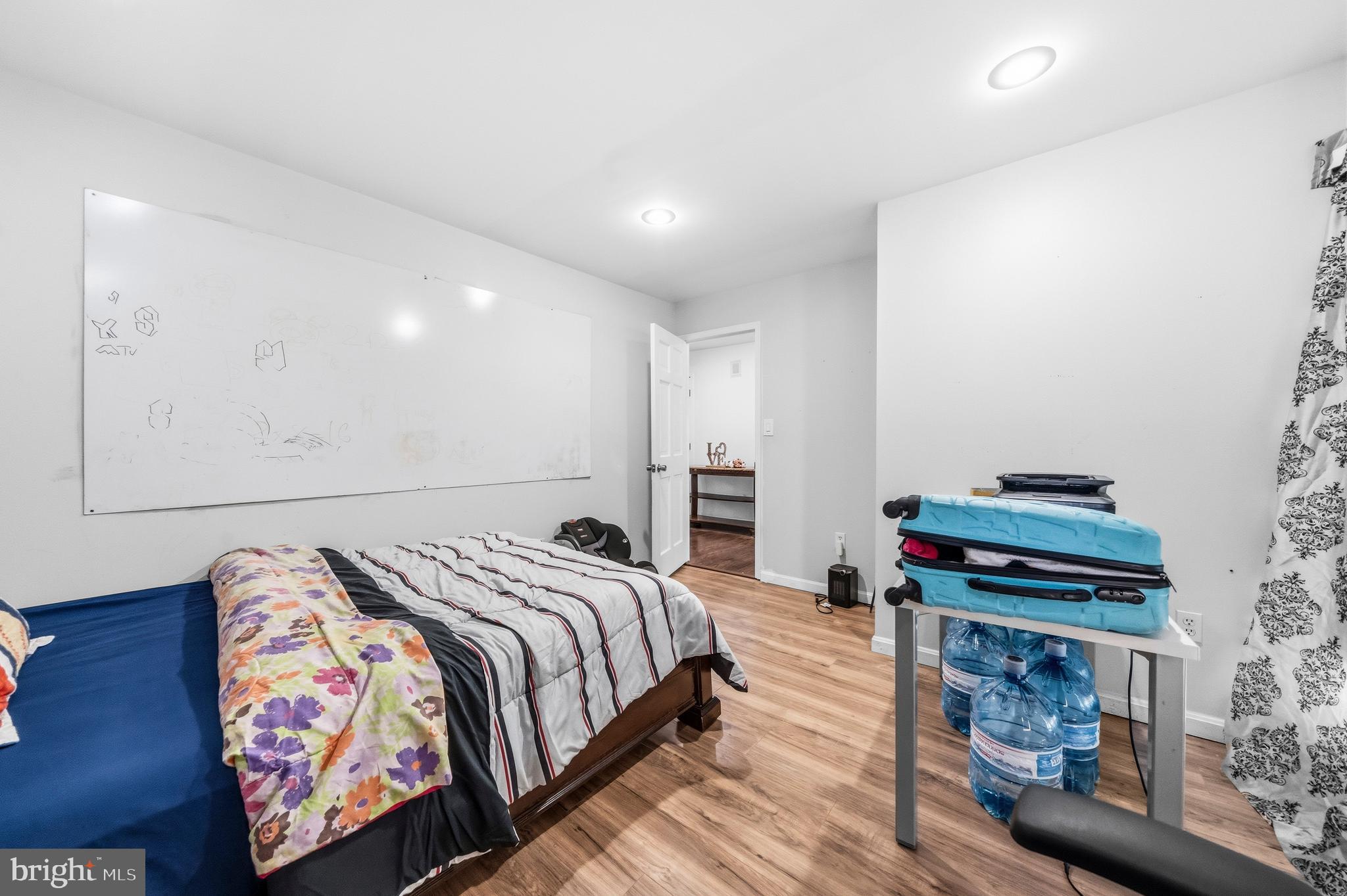 JAMESTOWNE ESTATES - Residential