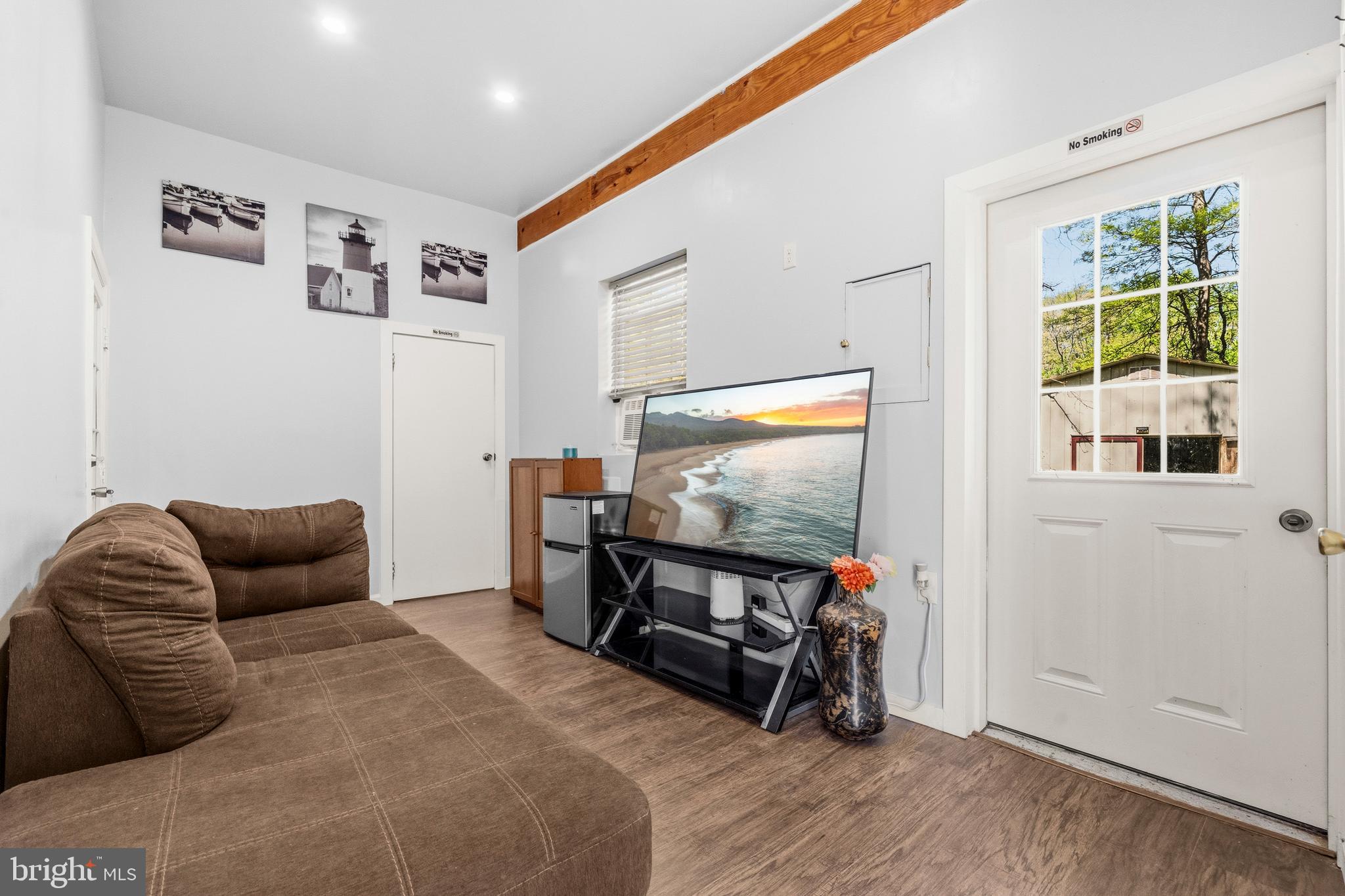 JAMESTOWNE ESTATES - Residential