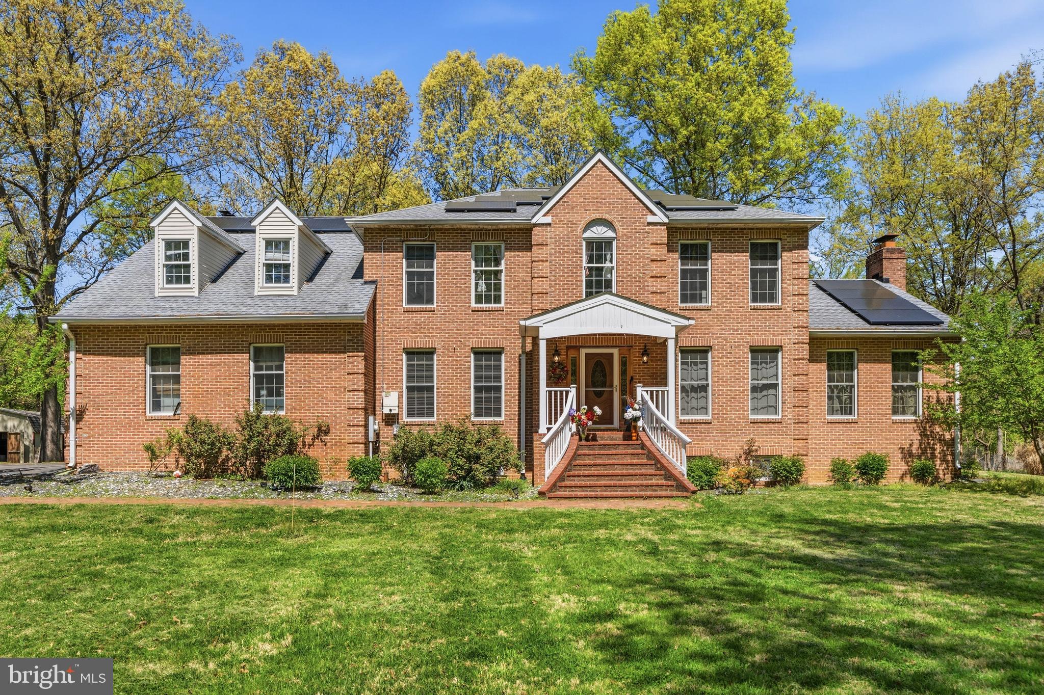 JAMESTOWNE ESTATES - Residential