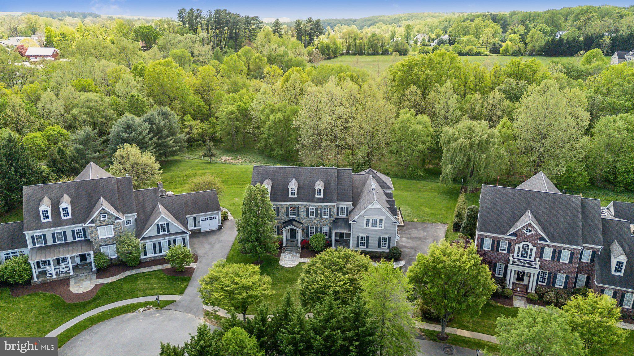 1402 LAKE NORWOOD WAY